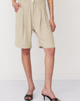 GOOD BERMUDA PANTS CREAM