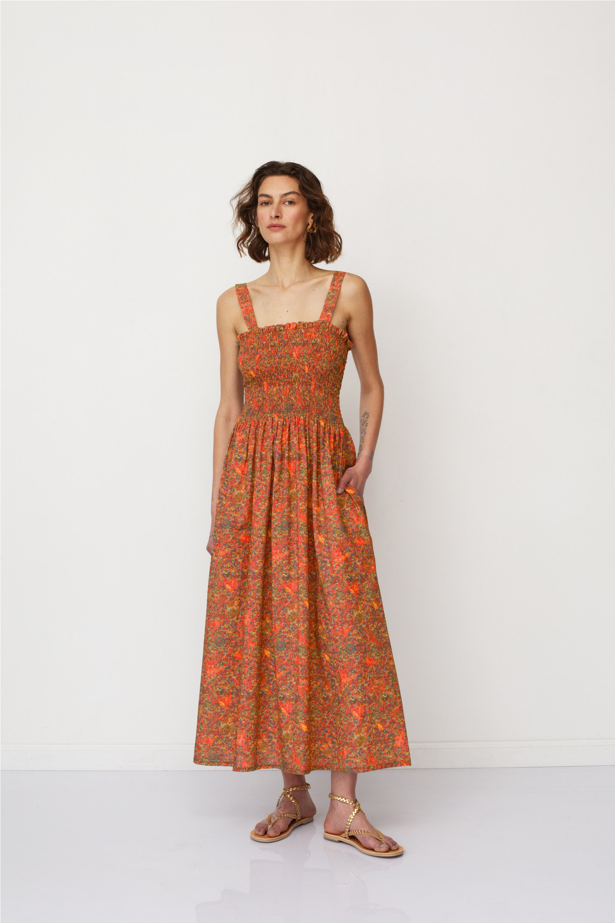 HOLI PRINTED DRESS RED