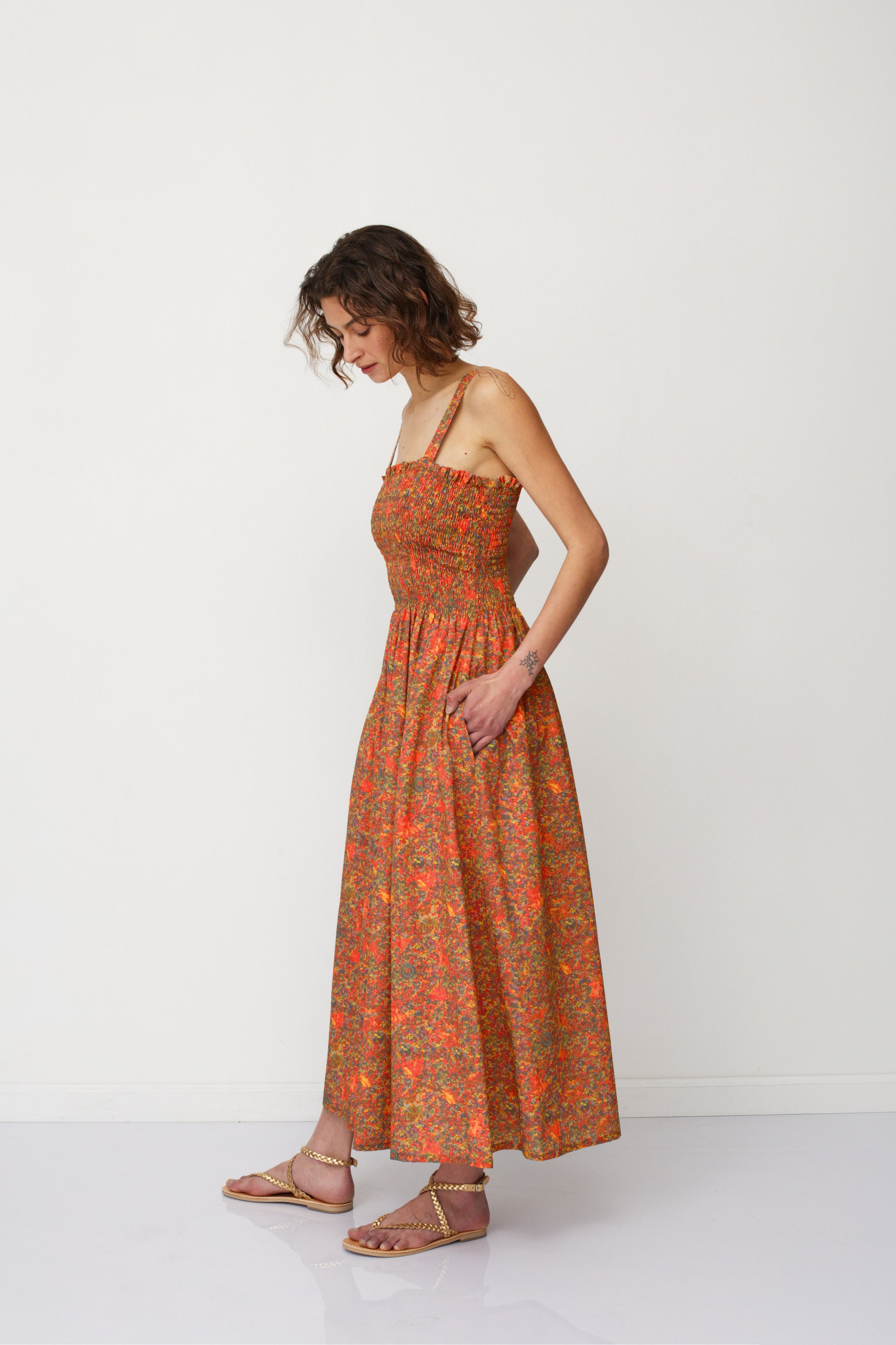 HOLI PRINTED DRESS RED