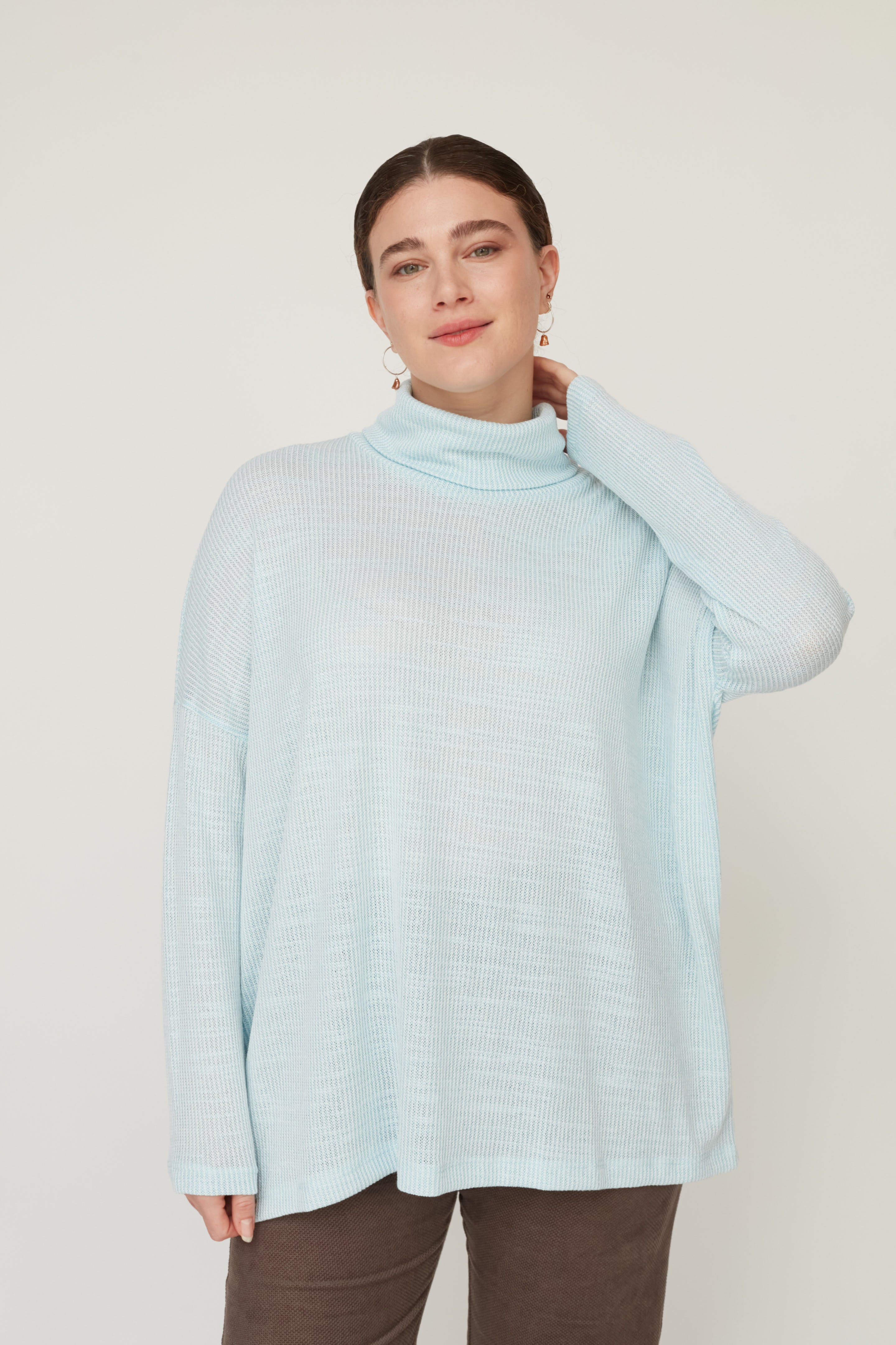 FREE SQ TOP LIGHT BLUE
