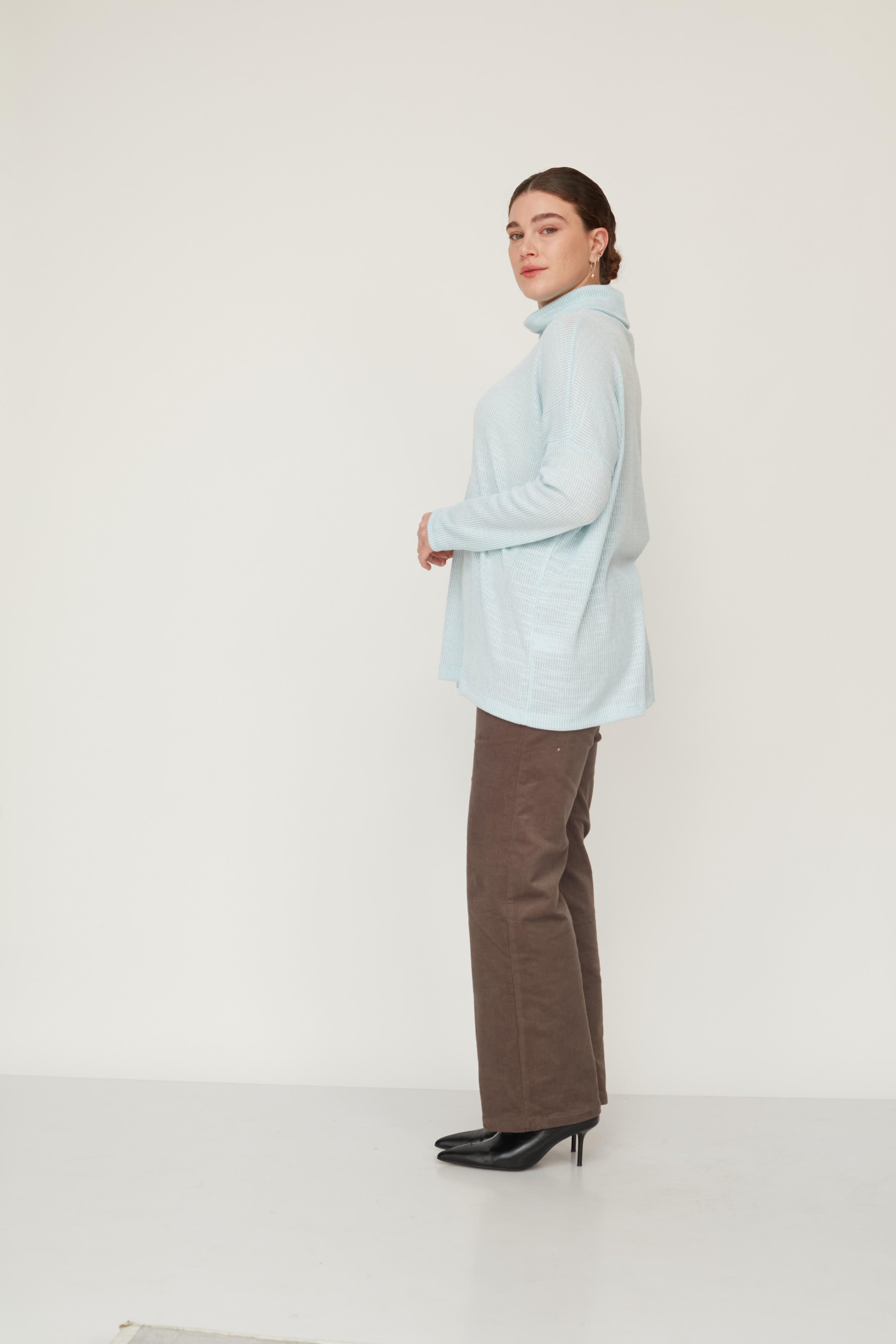 FREE SQ TOP LIGHT BLUE