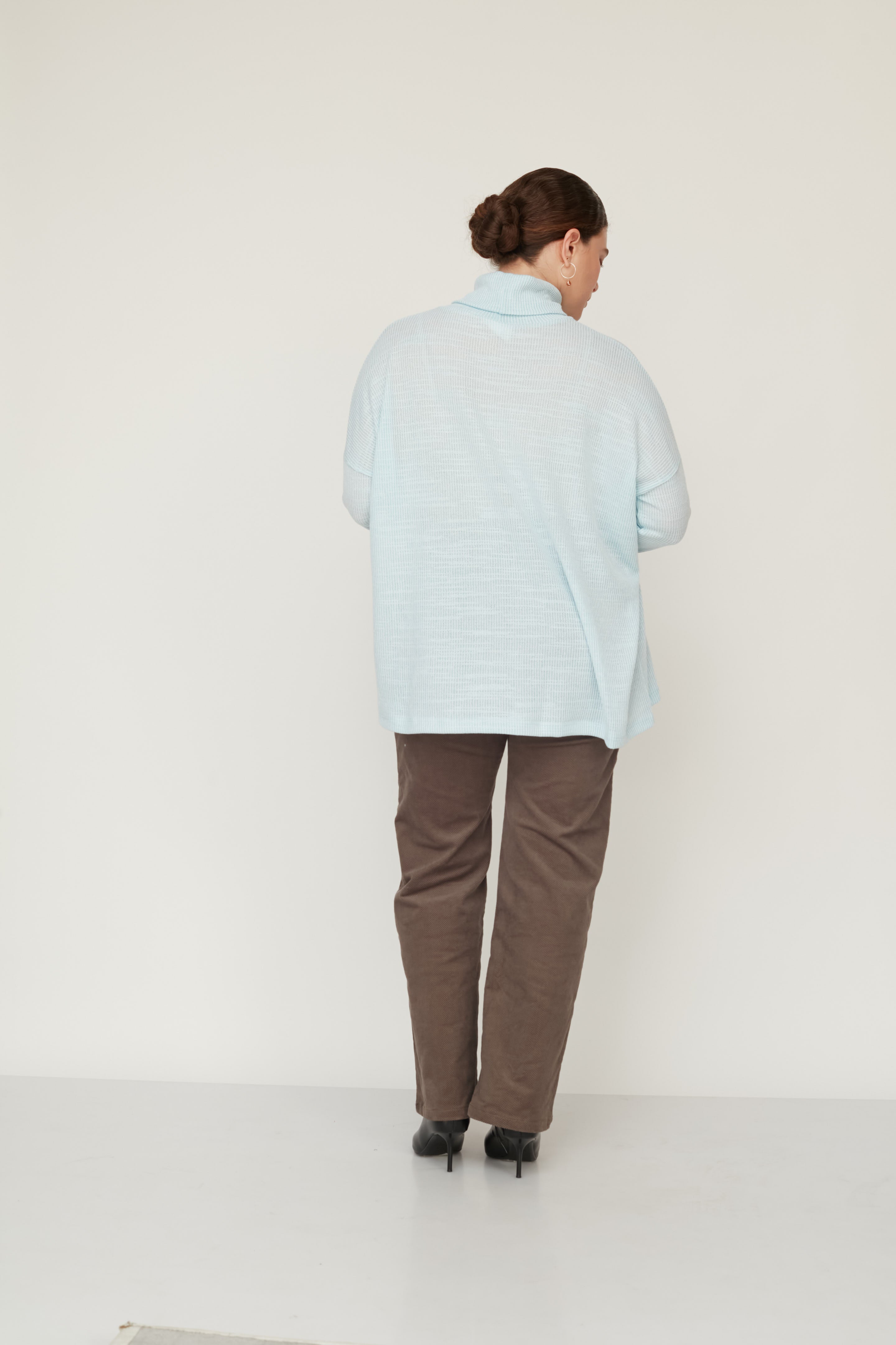 FREE SQ TOP LIGHT BLUE