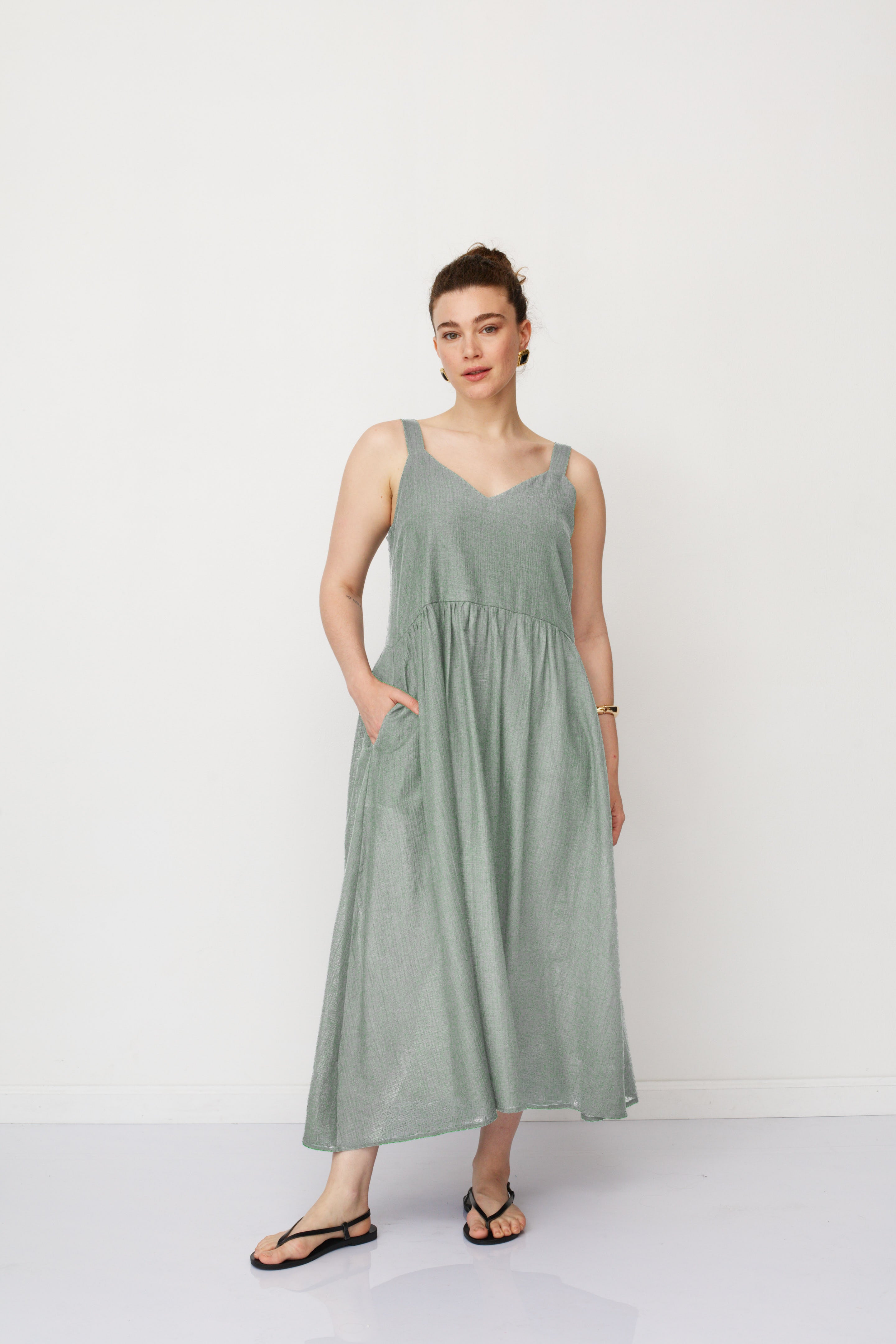 NEMESIS DRESS GRAY