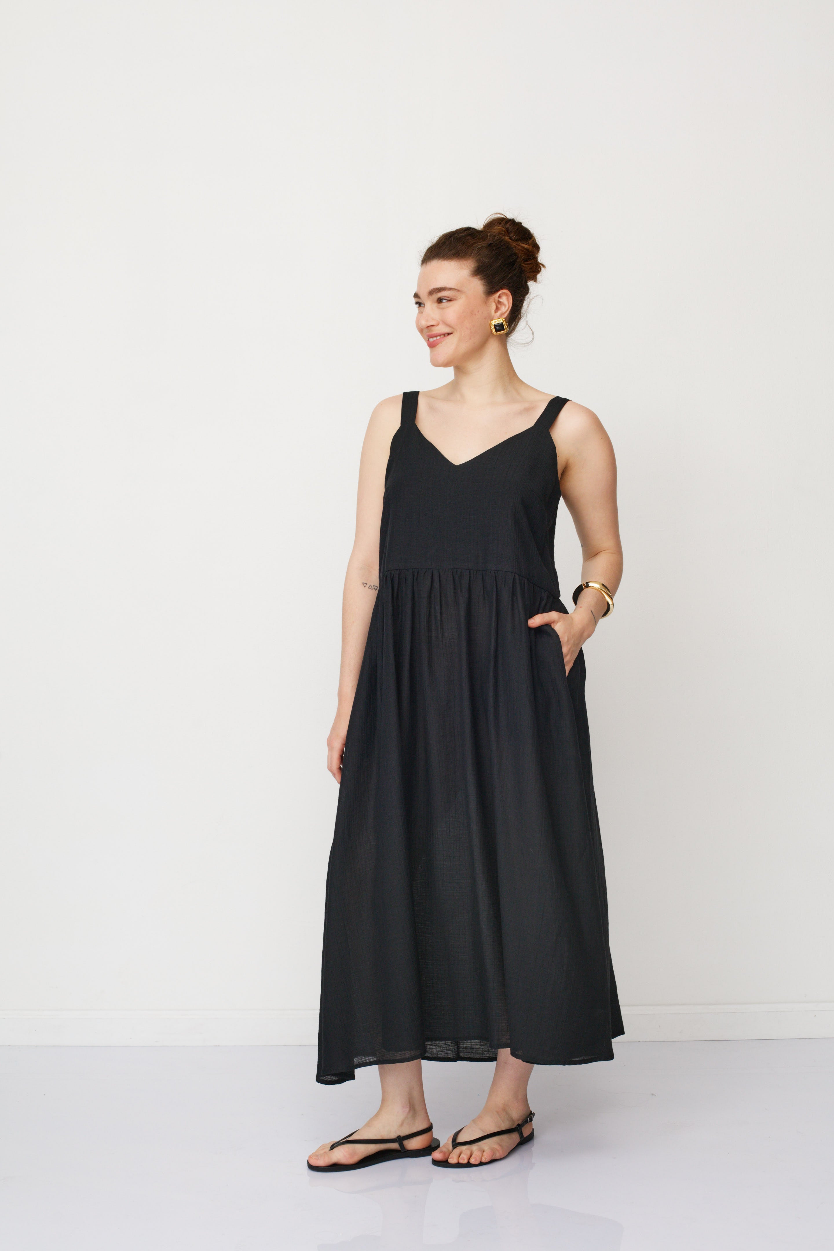 NEMESIS DRESS BLACK