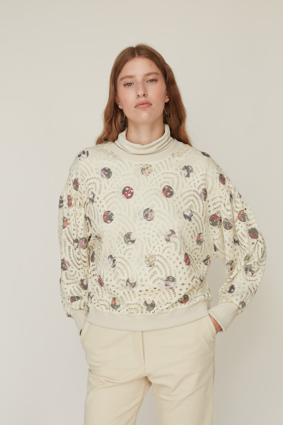 MAGIC LACE SWEATSHIRT CREAM