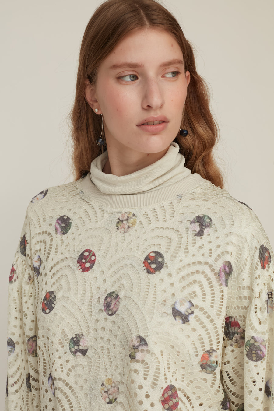 MAGIC LACE SWEATSHIRT CREAM