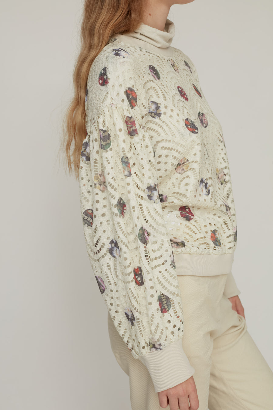 MAGIC LACE SWEATSHIRT CREAM