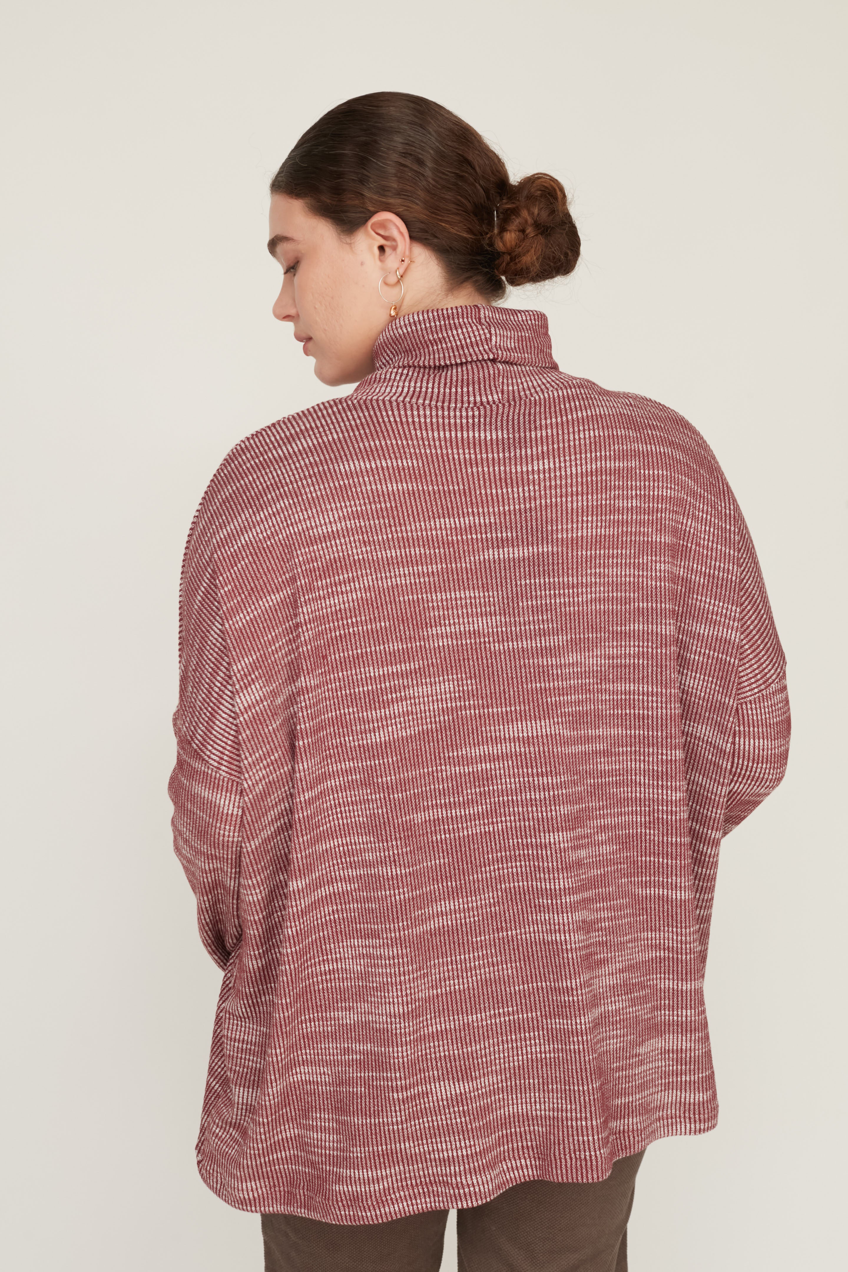 FREE SQ TOP  BORDEAUX