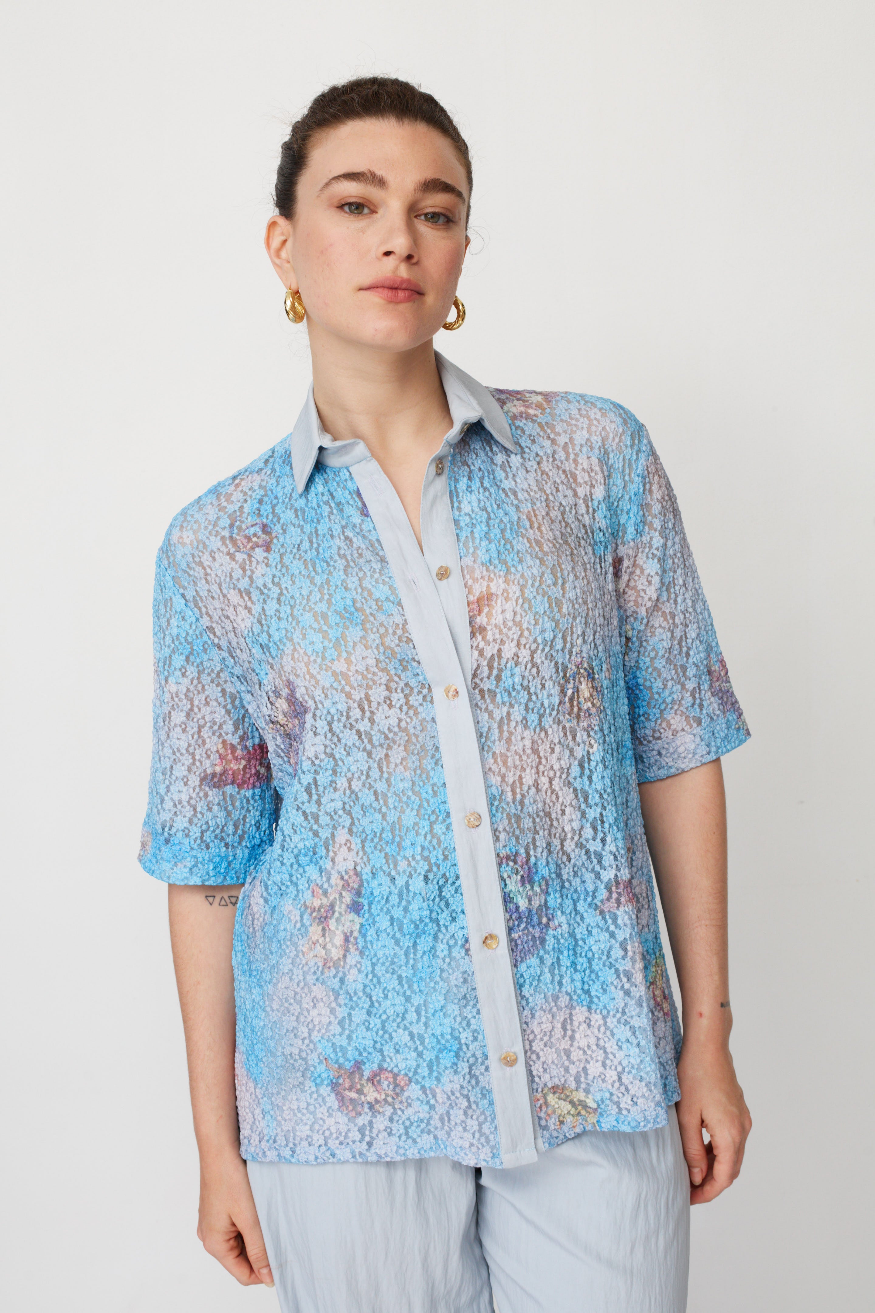 OLYMPIA LACE SHIRT LIGHT BLUE
