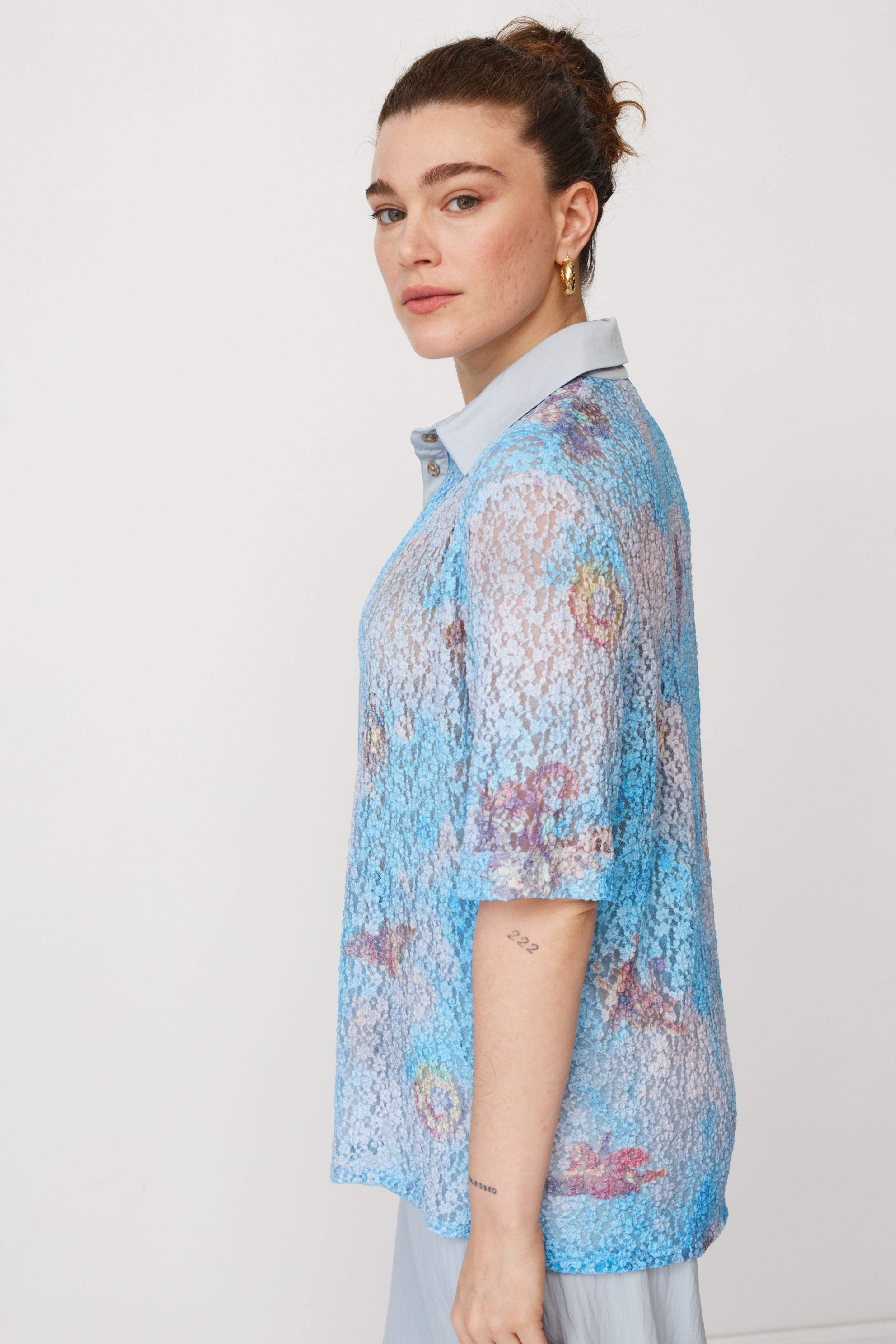 OLYMPIA LACE SHIRT LIGHT BLUE