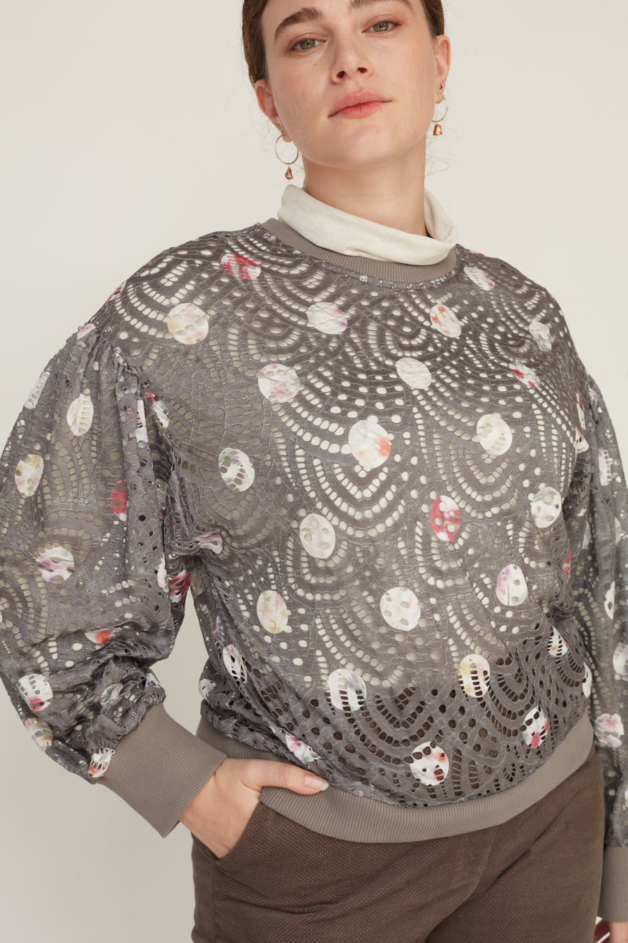 MAGIC LACE SWEATSHIRT TAUPE