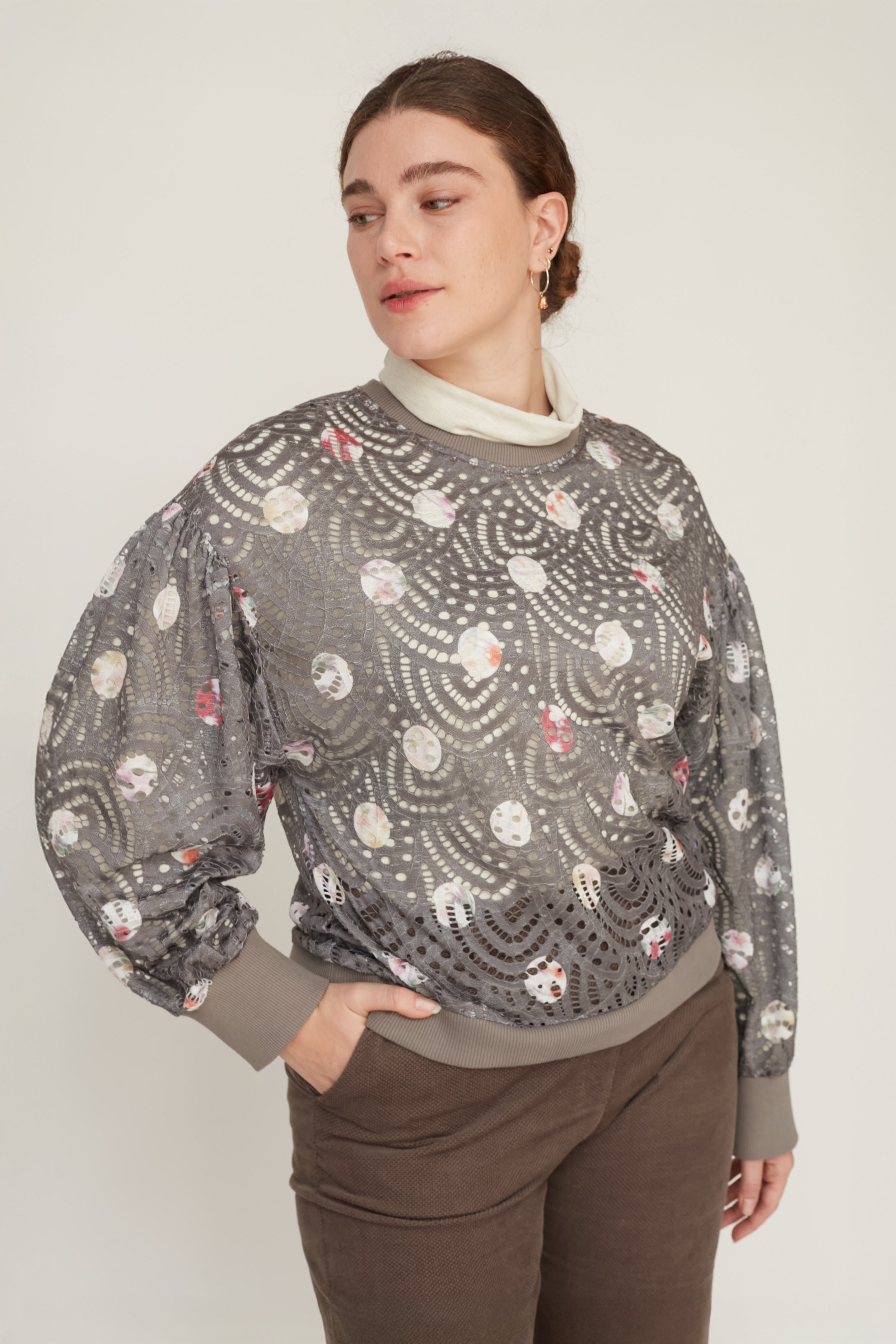 MAGIC LACE SWEATSHIRT TAUPE