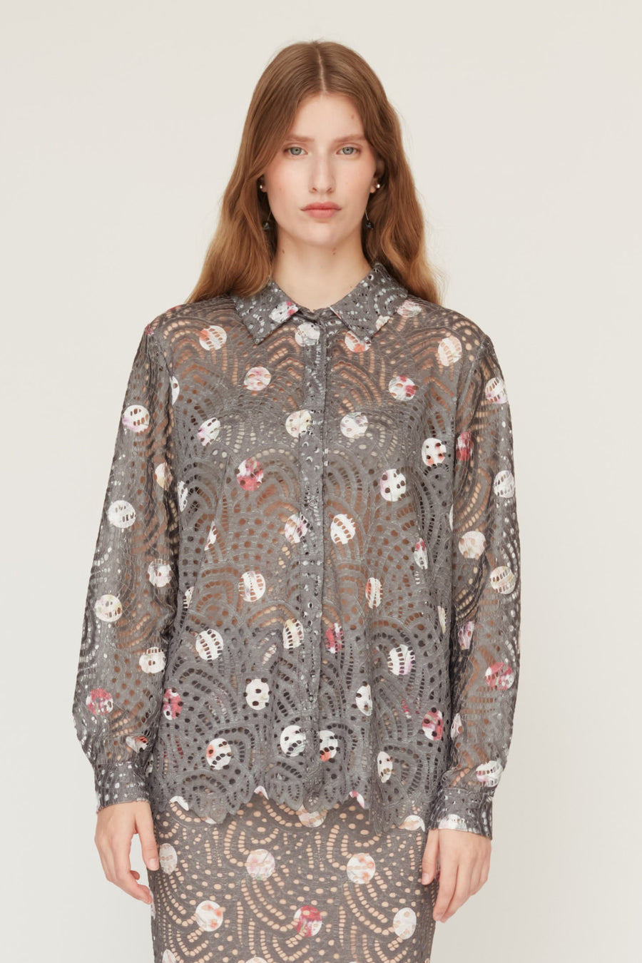 CRUELLA  LACE BLOUSE TAUPE