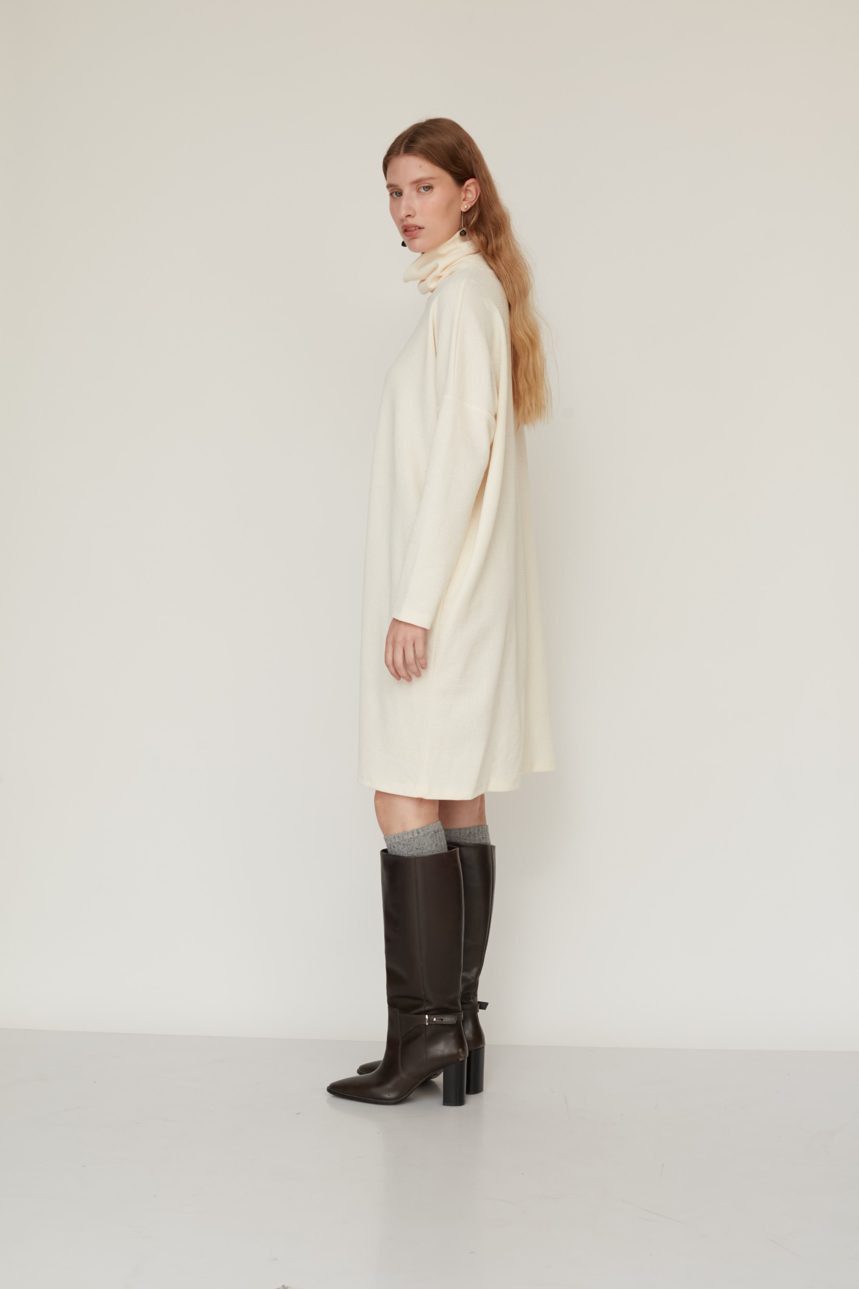 LOOSE SQ DRESS CREAM