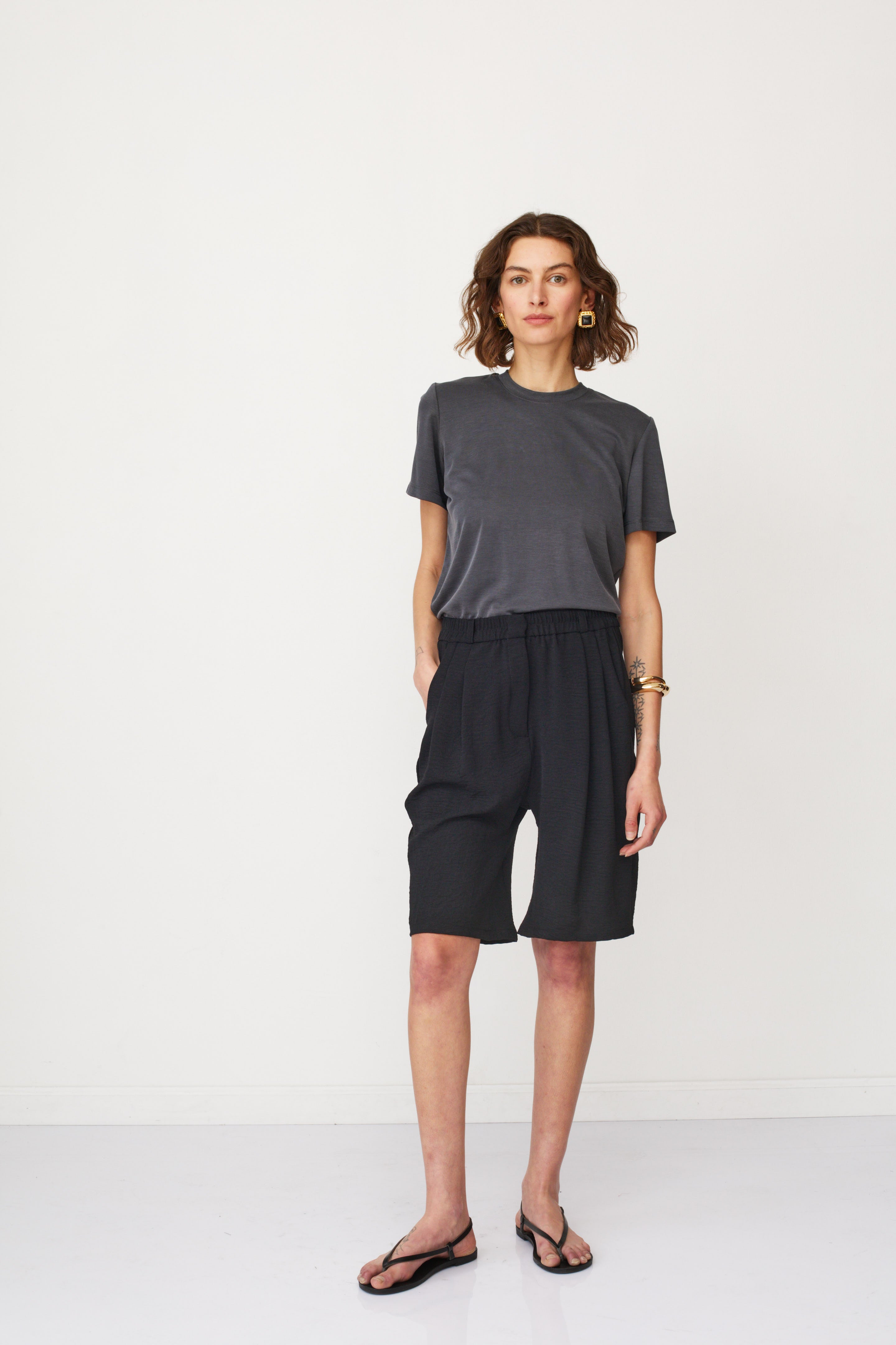 GOOD BERMUDA PANTS BLACK