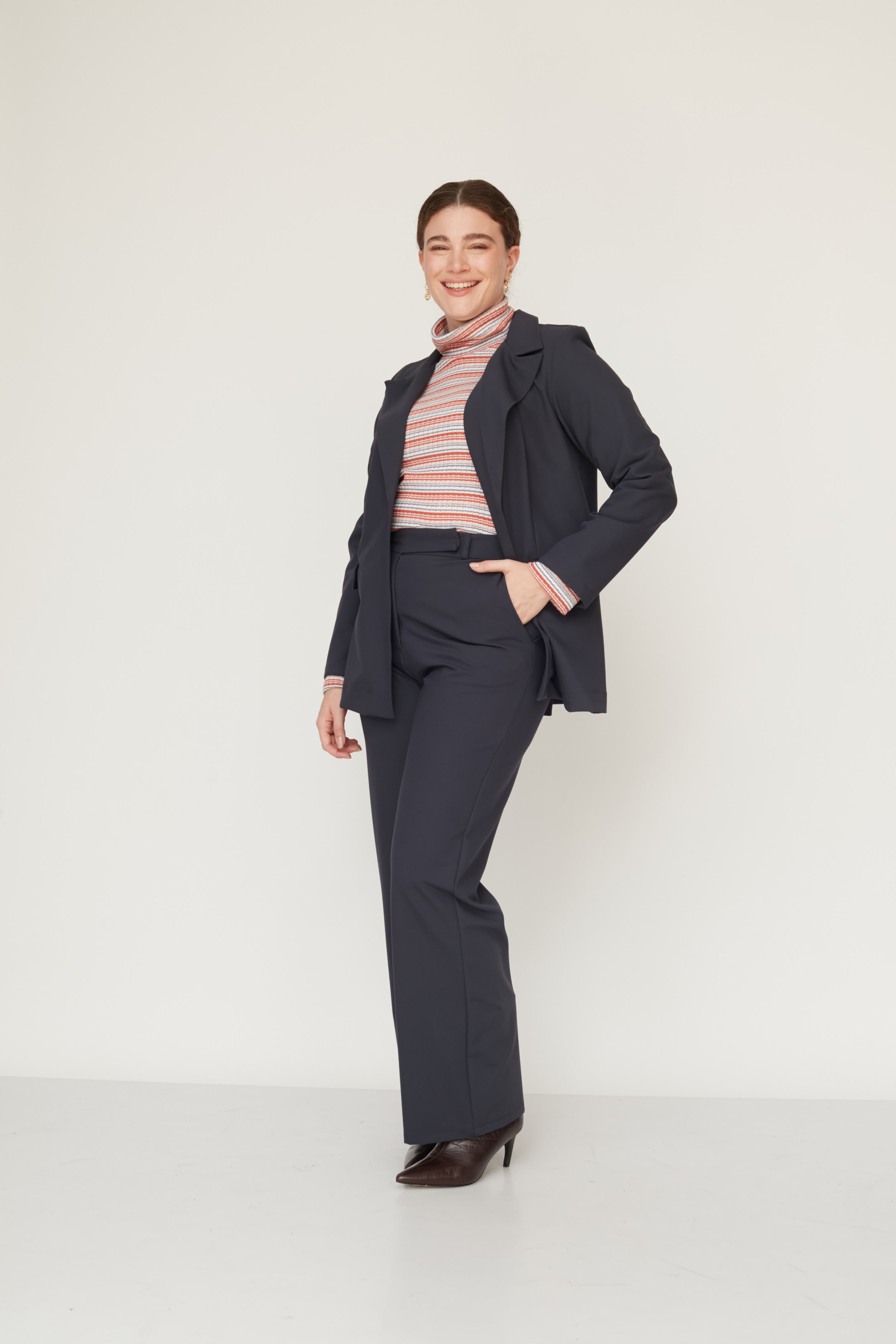 HOWL PANTS DARK GREY