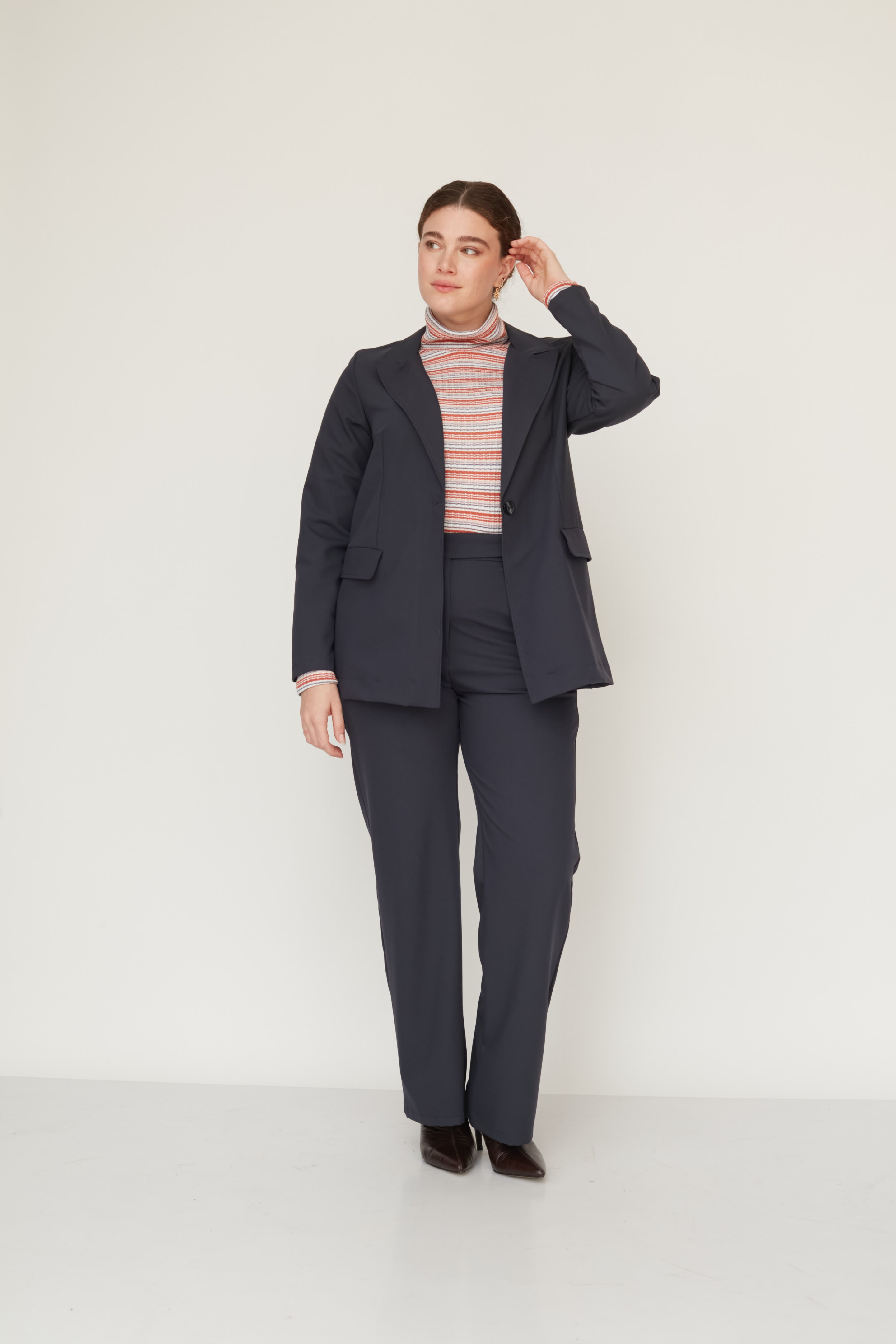 HOWL JACKET DARK GREY