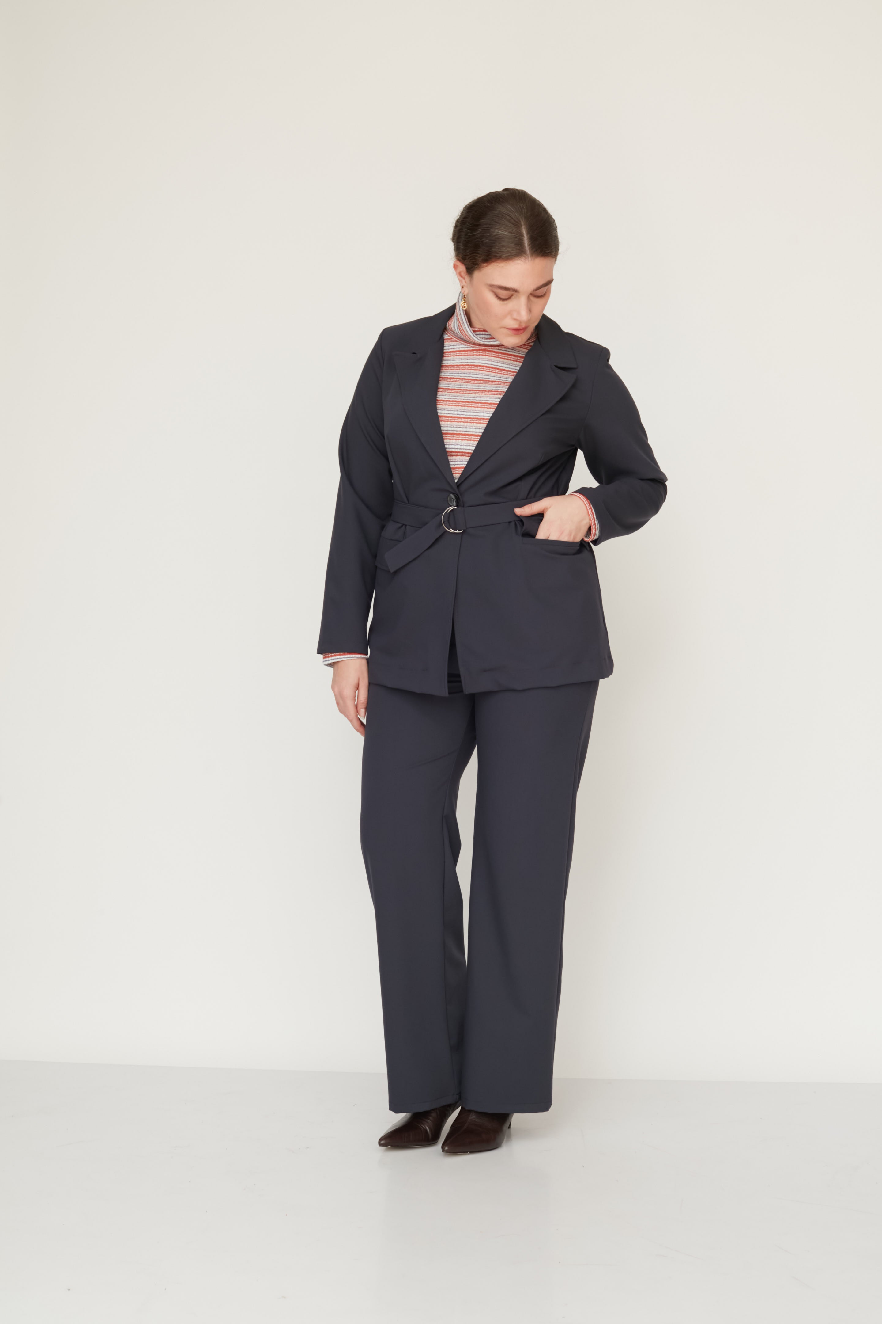 HOWL JACKET DARK GREY