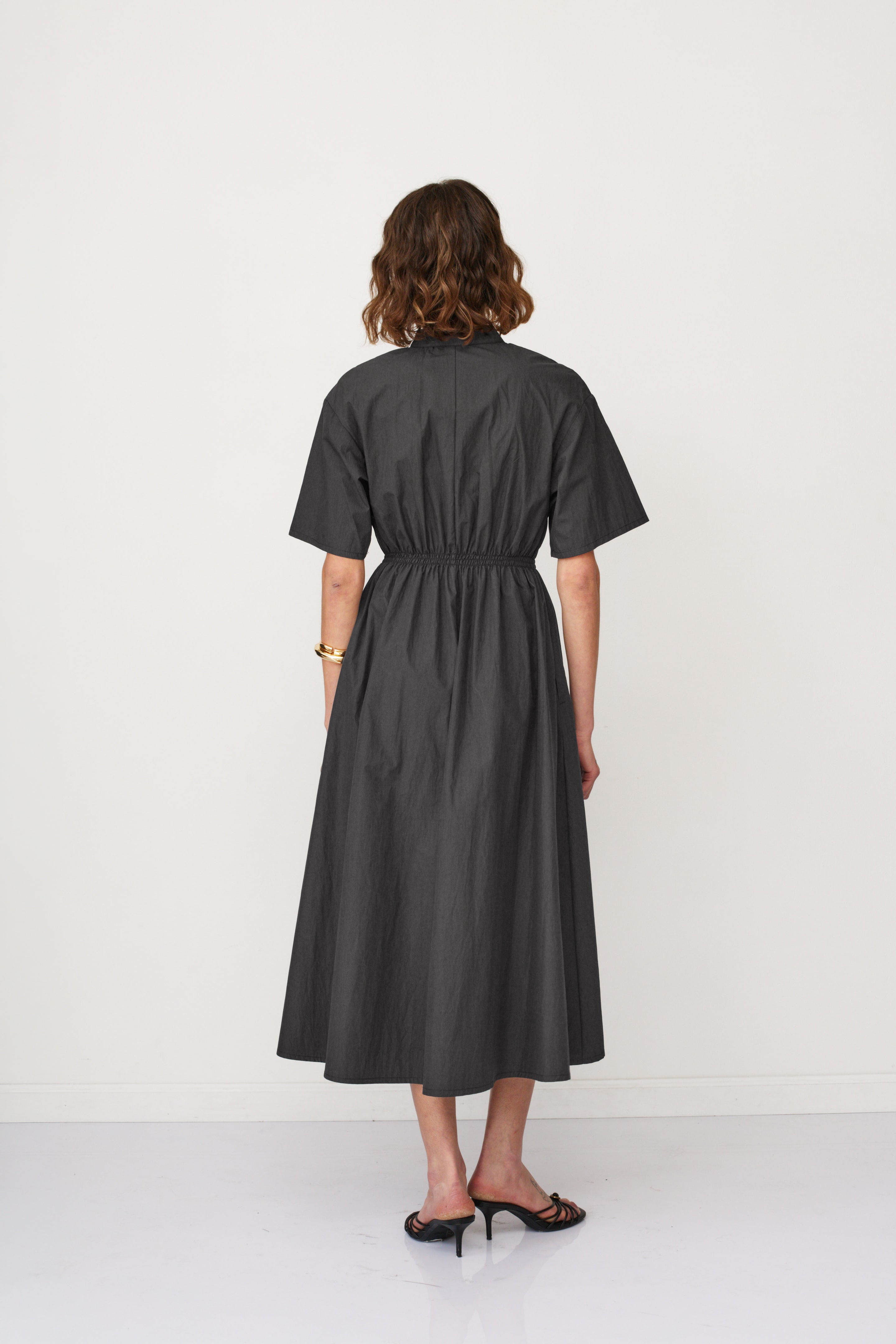 AURA DRESS DARK GRAY