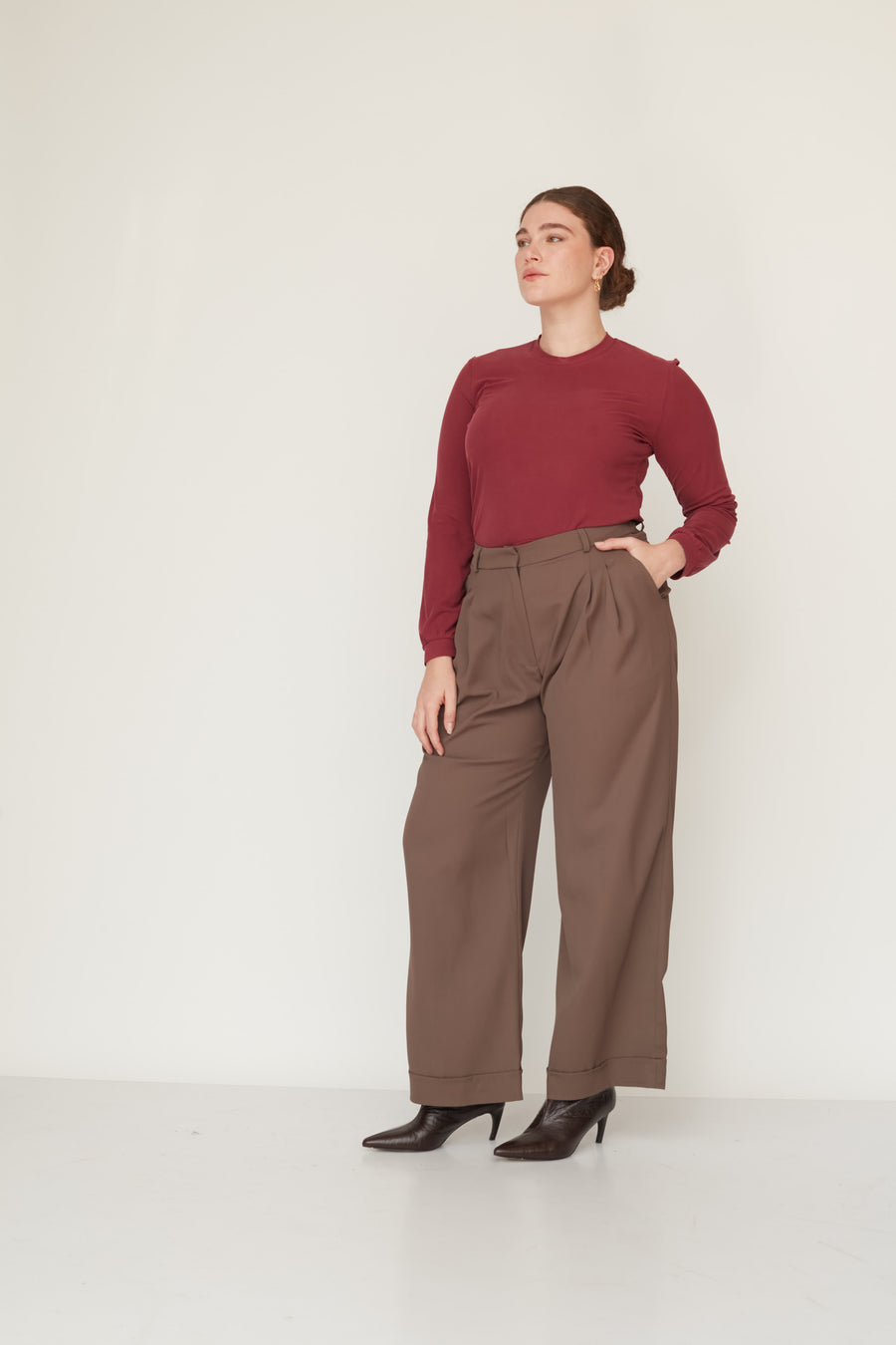 QUEEN T TOP BURGUNDY