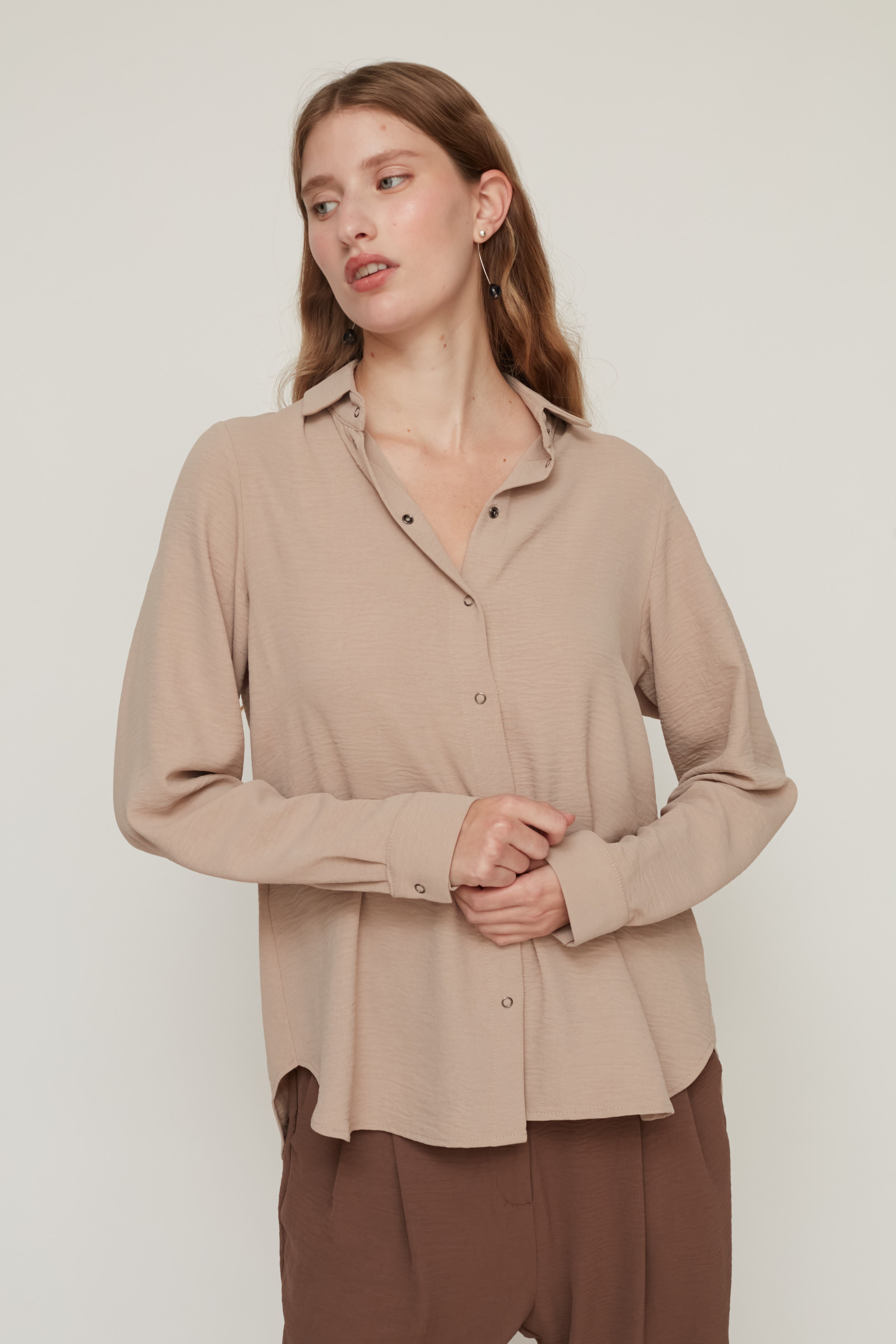 GOODIE BLOUSE BEIGE