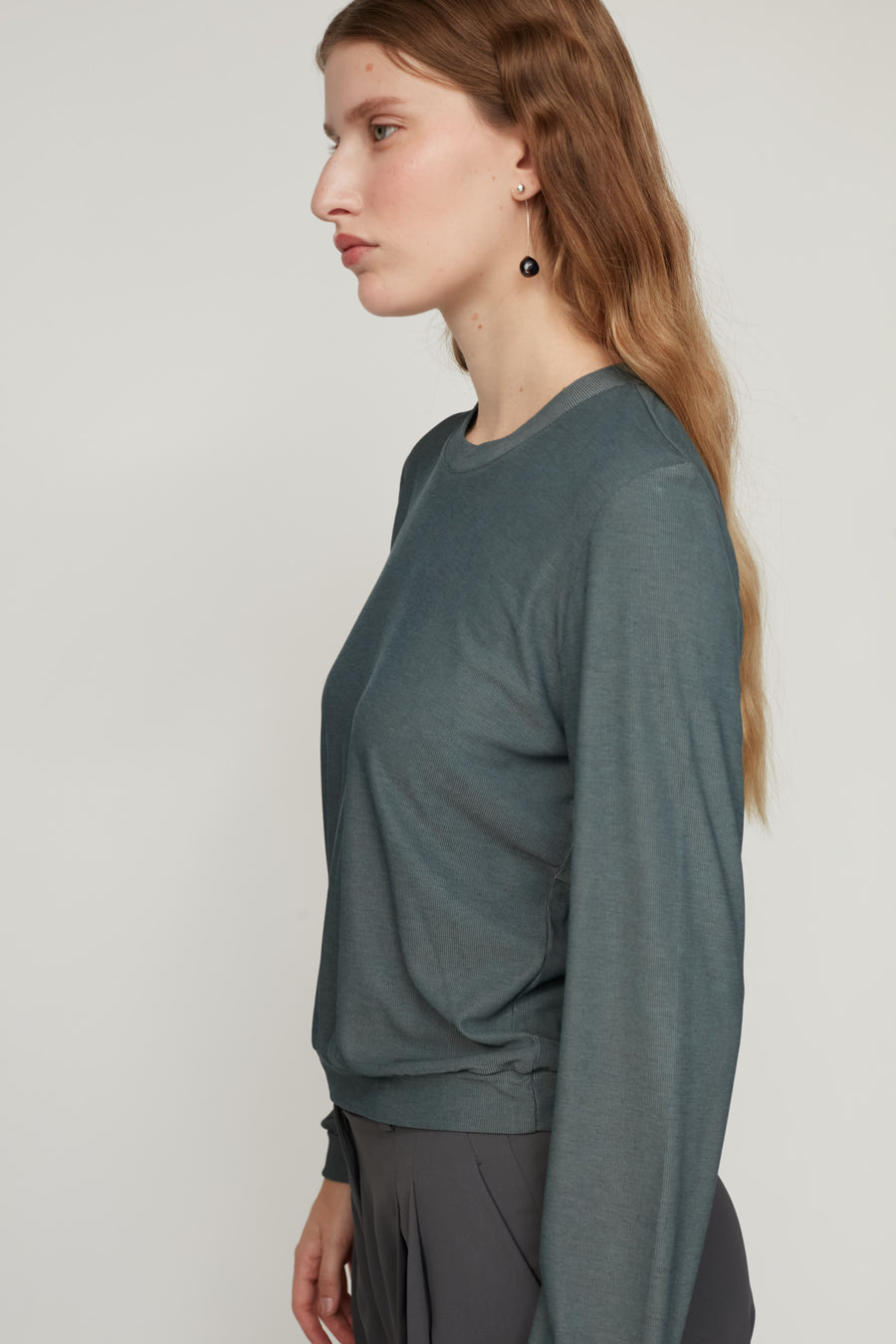 QUEEN T TOP DARK GREY