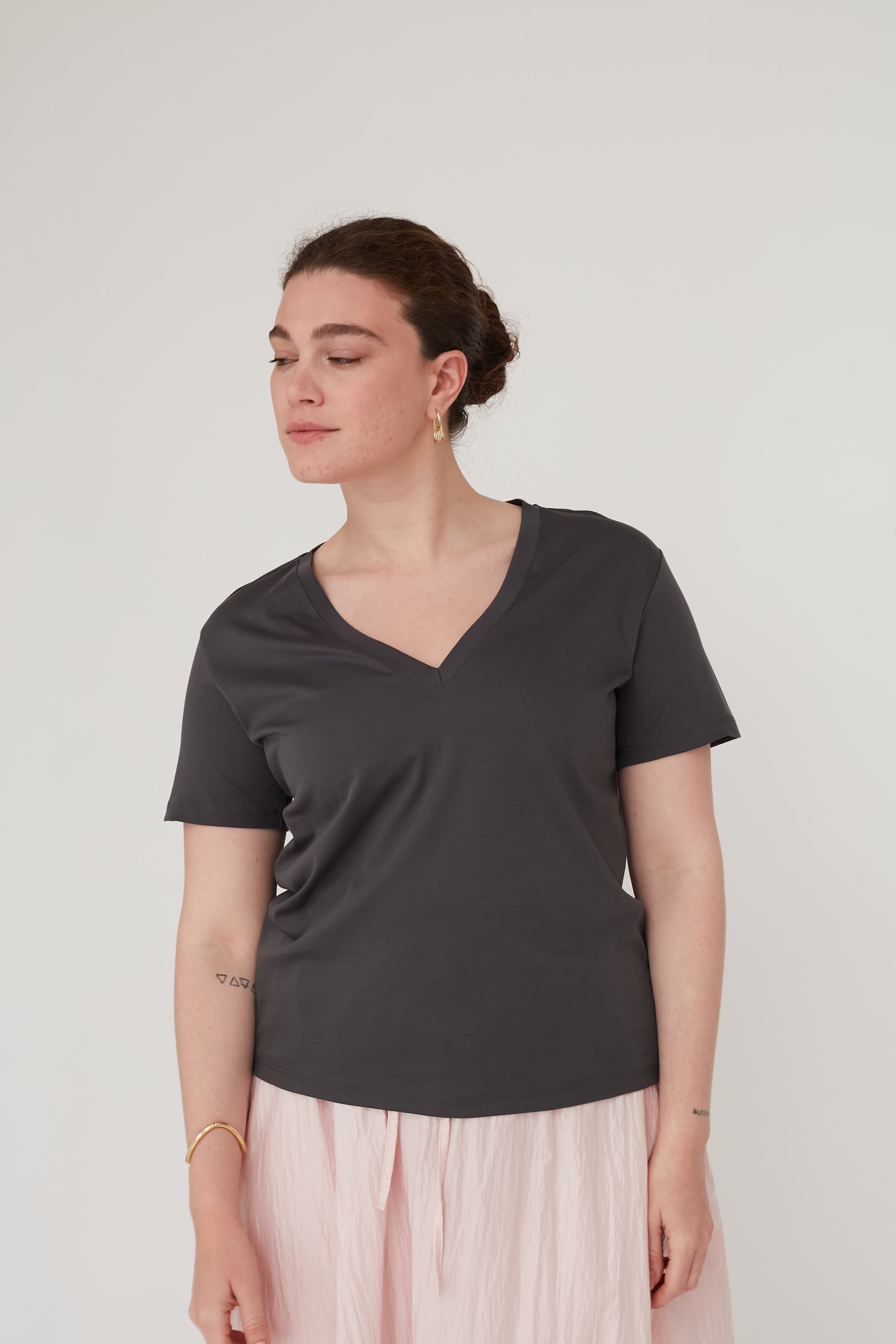 VOO TOP GRAY