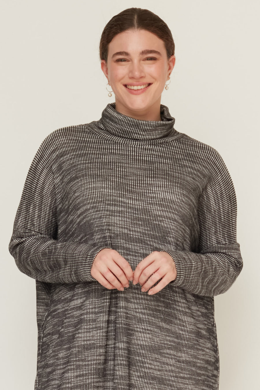 שמלת FREE שחור