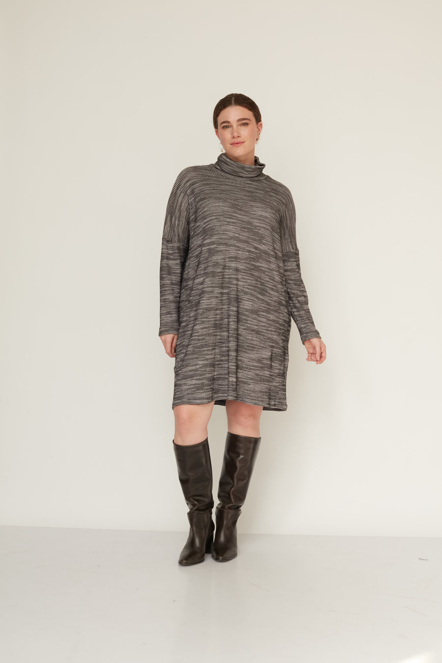 שמלת FREE שחור