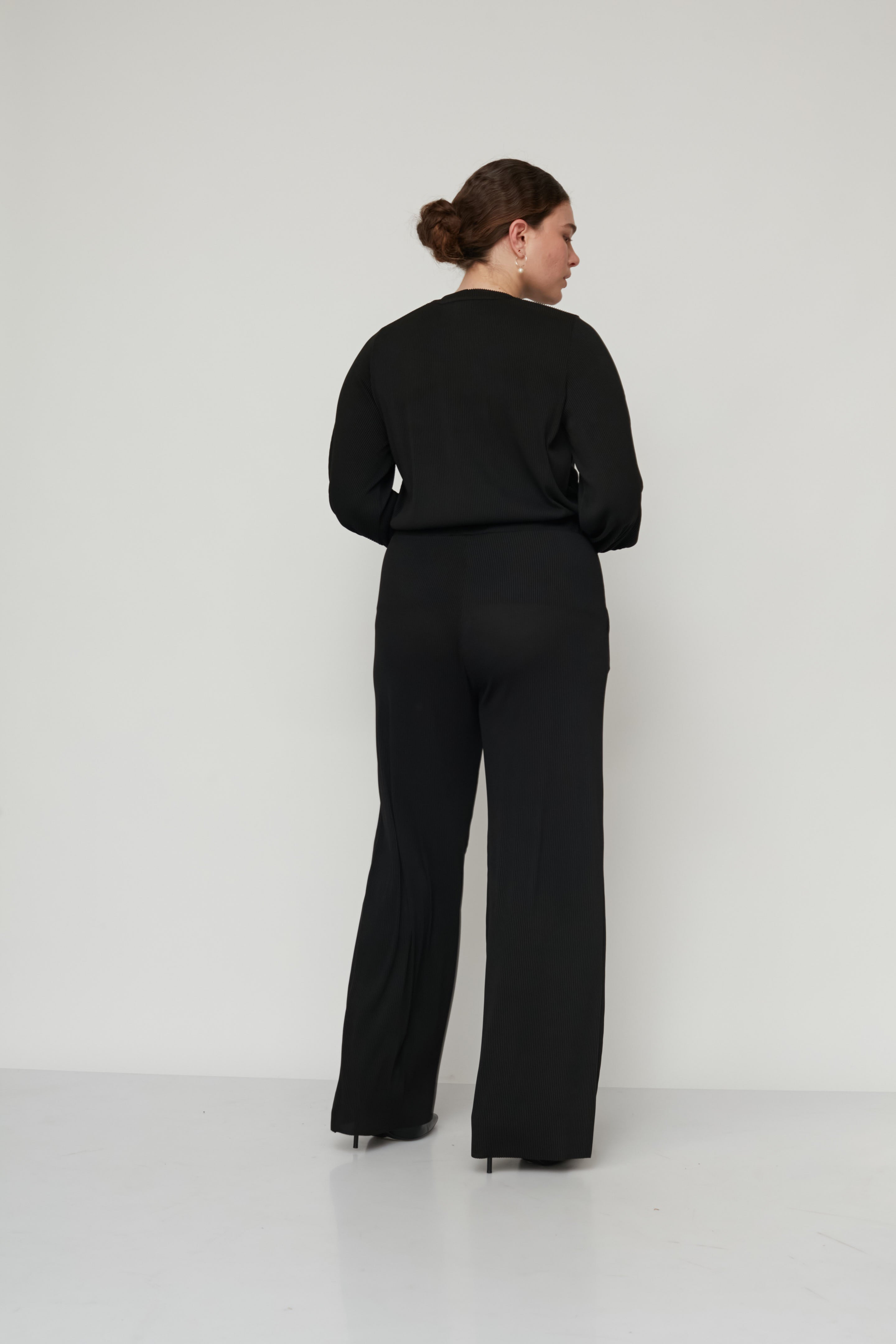 DEAR PLEATED PANTS BLACK
