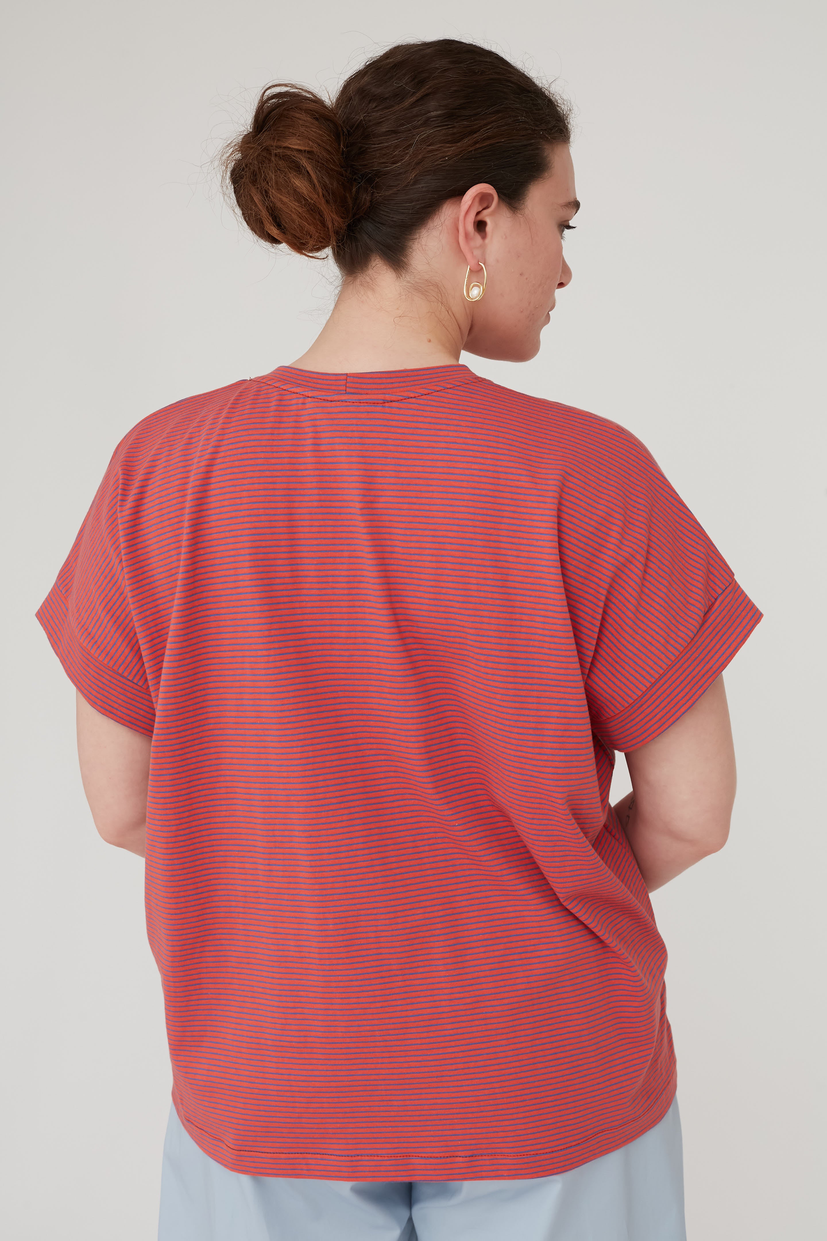 PETALS PATCHED T TOP PINK