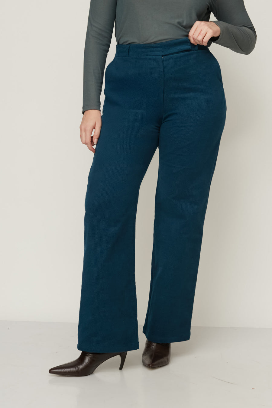 מכנס HOWL קטיפה כחול