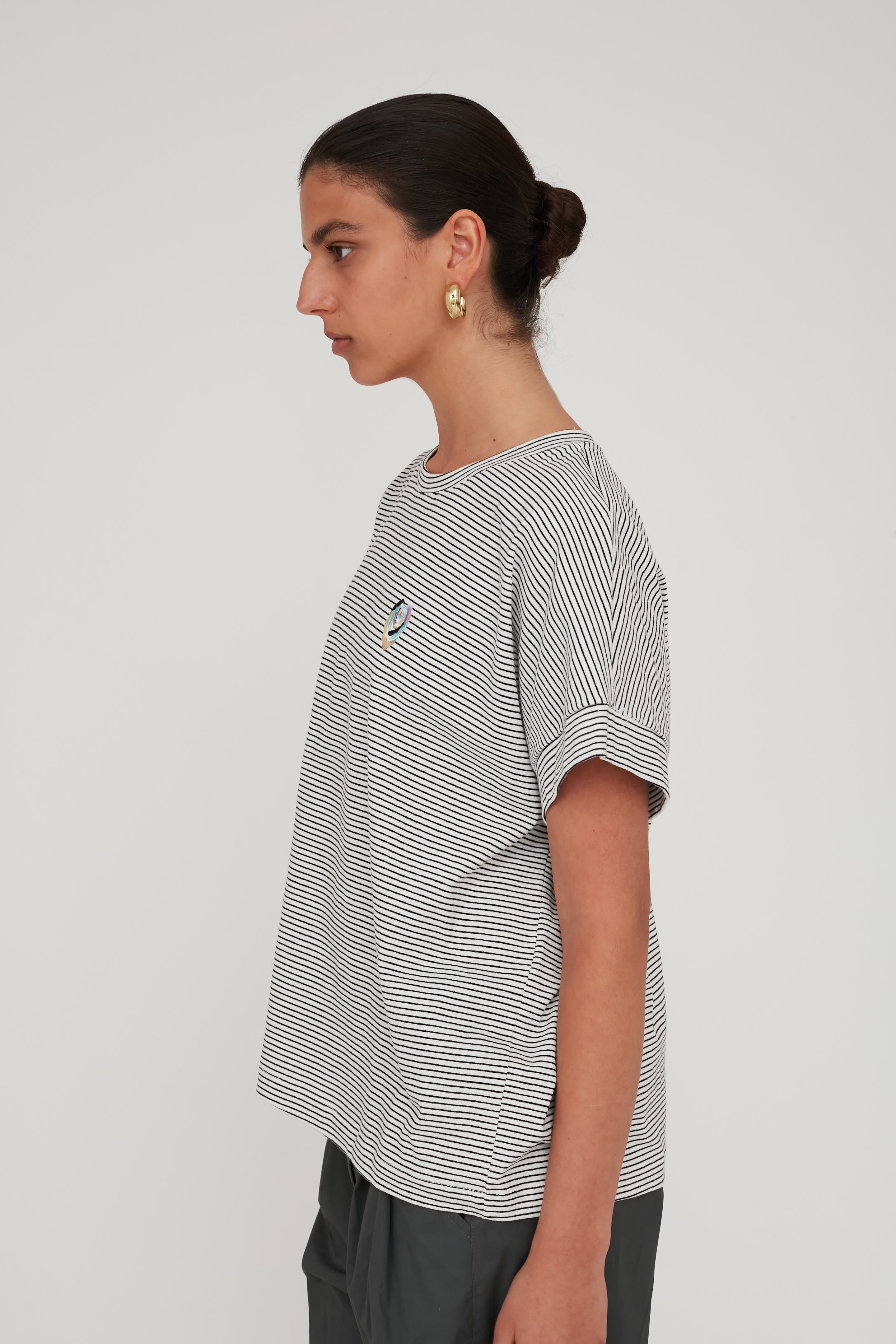 PETALS PATCHED T TOP CREAM