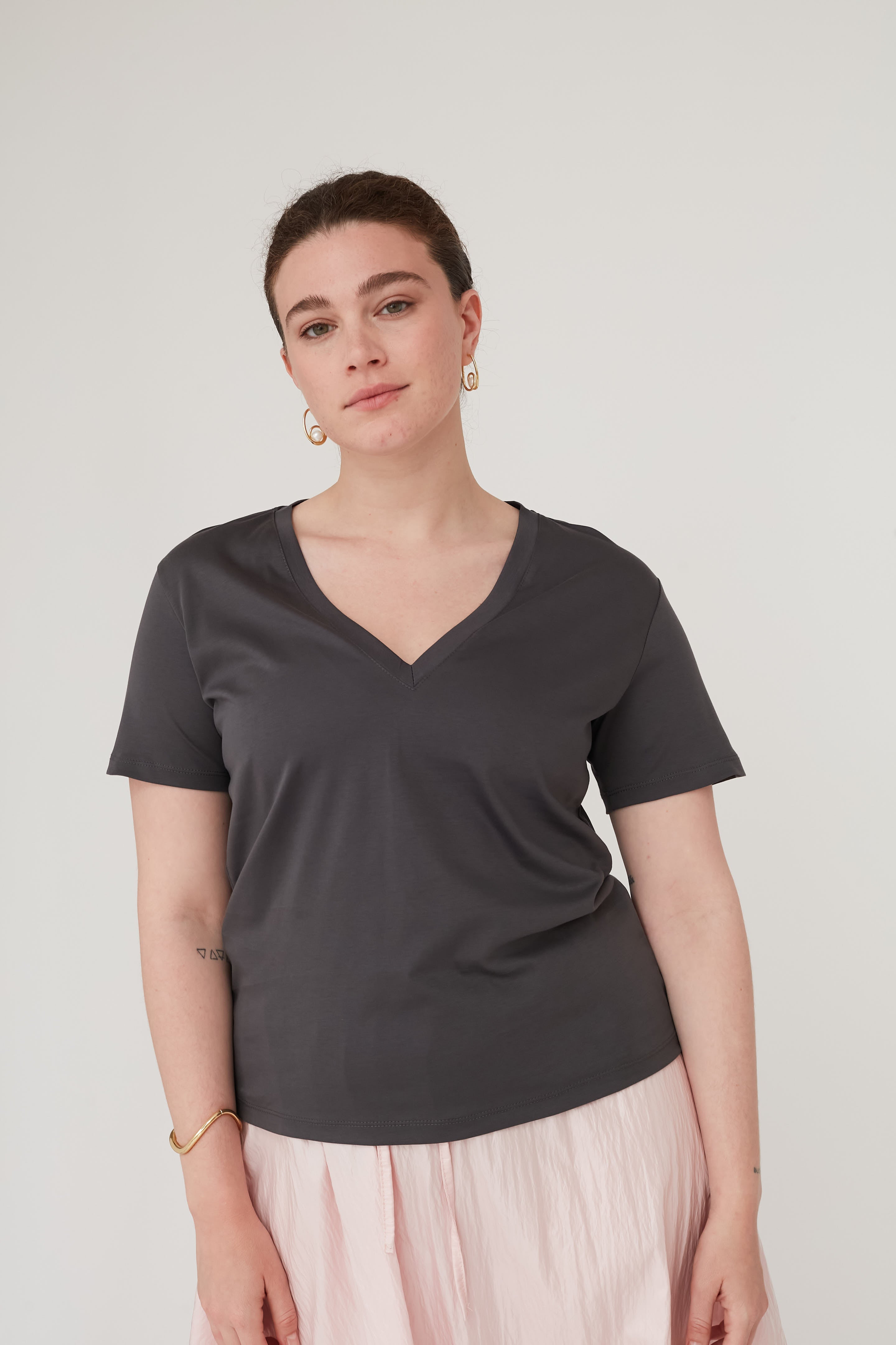 VOO TOP GRAY