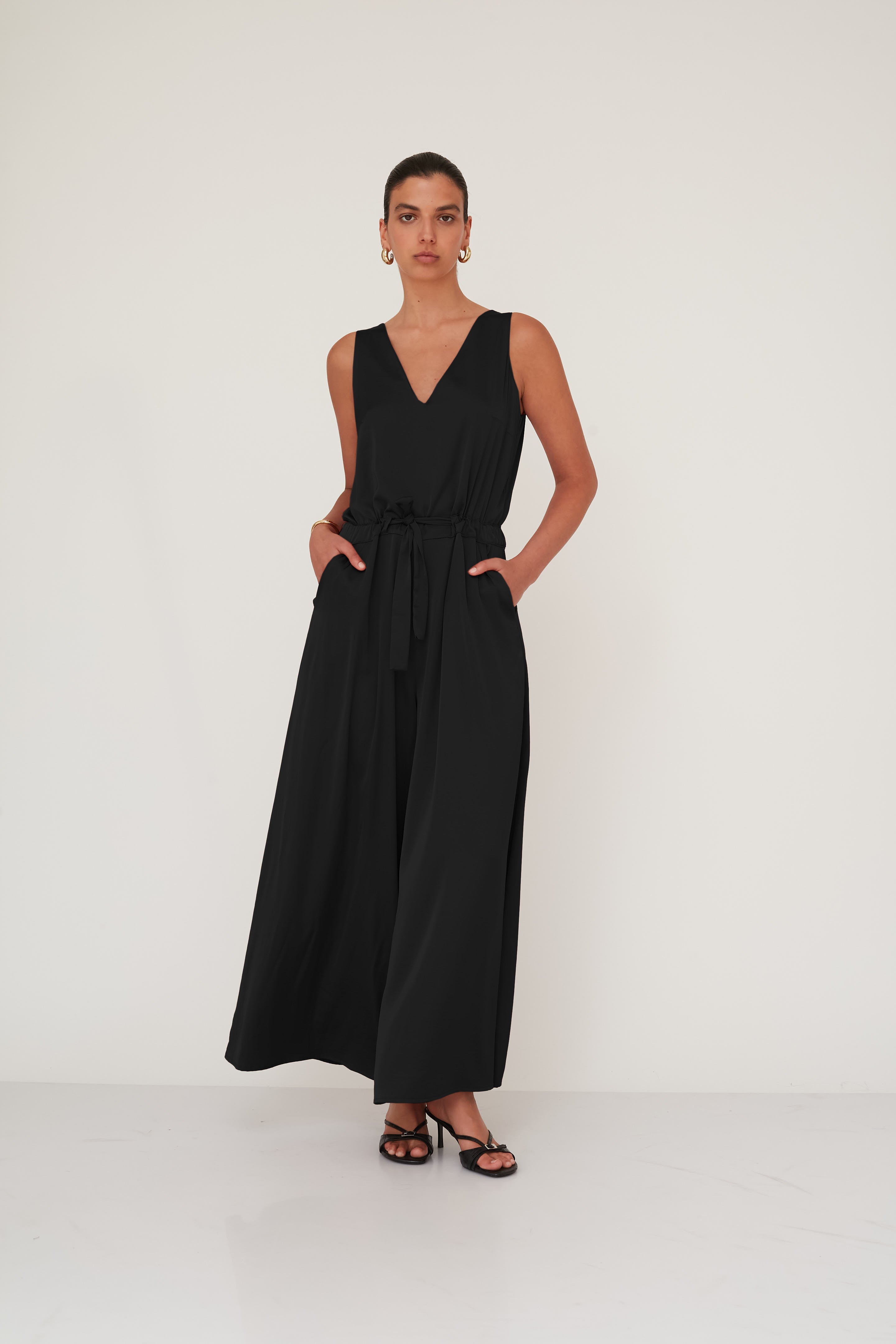 LIGHT JUMPSUIT BLACK