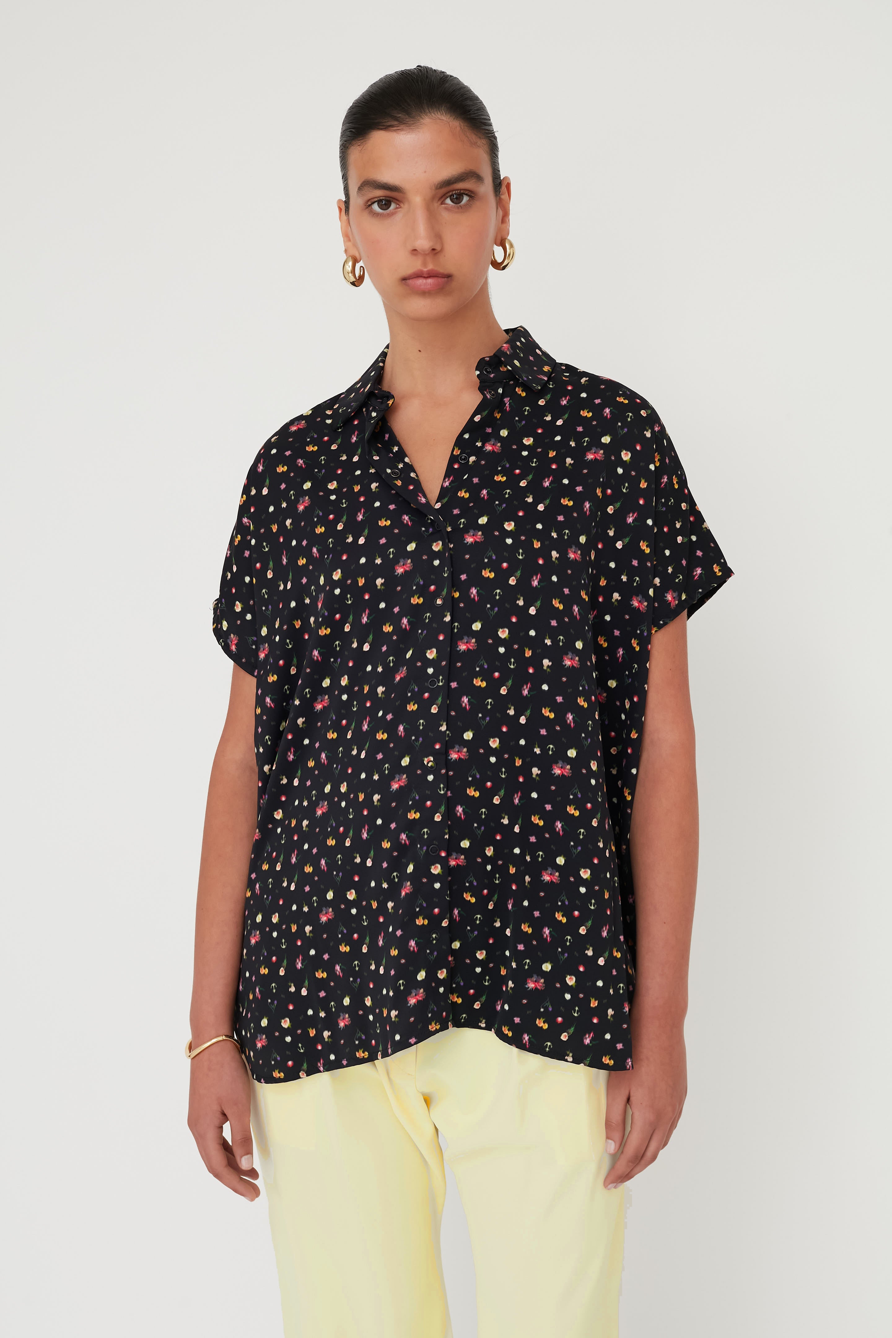 SURREAL SQ TOP BLACK