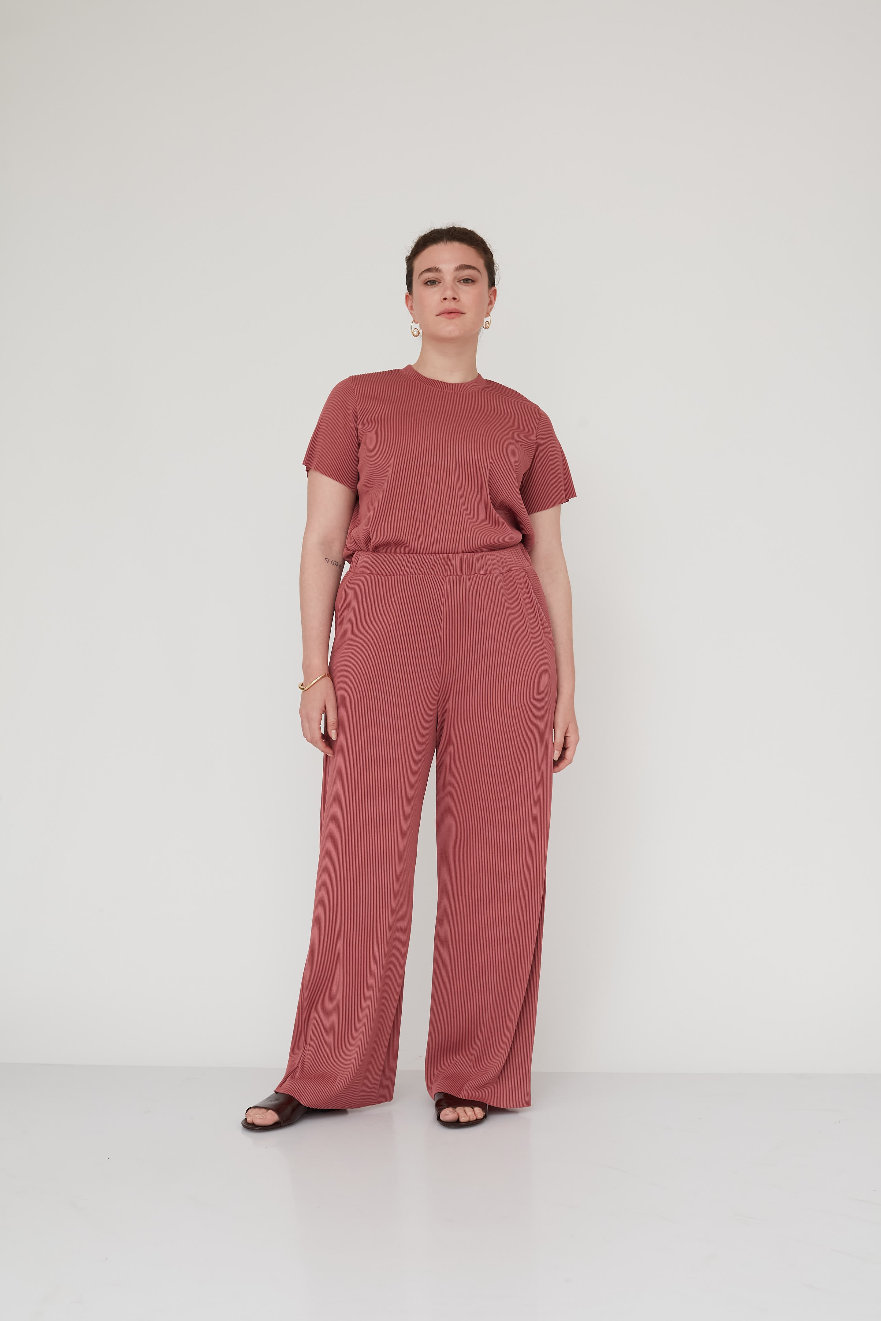 מכנס פליסה DEEP ורוד