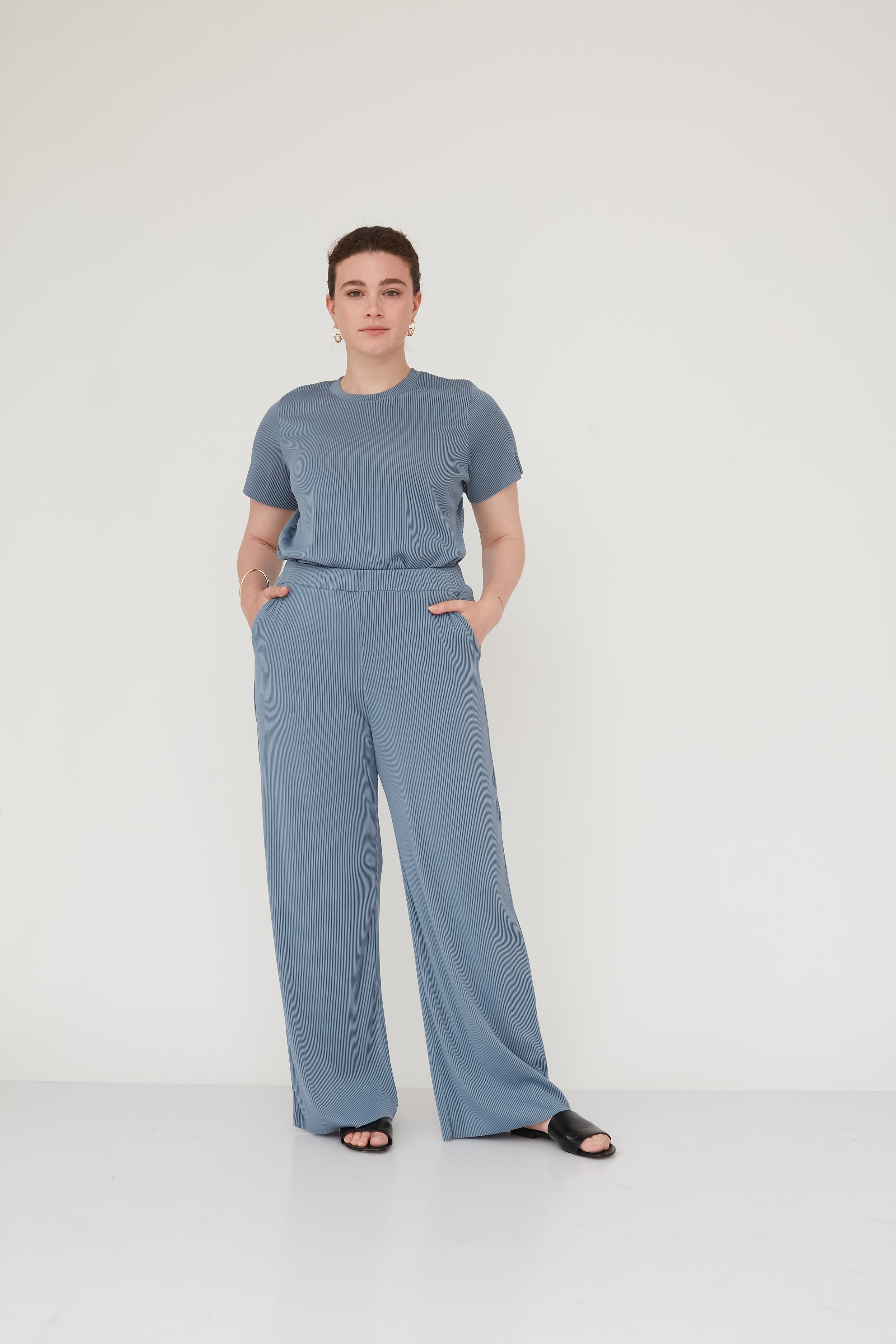 מכנס פליסה DEEP תכלת 