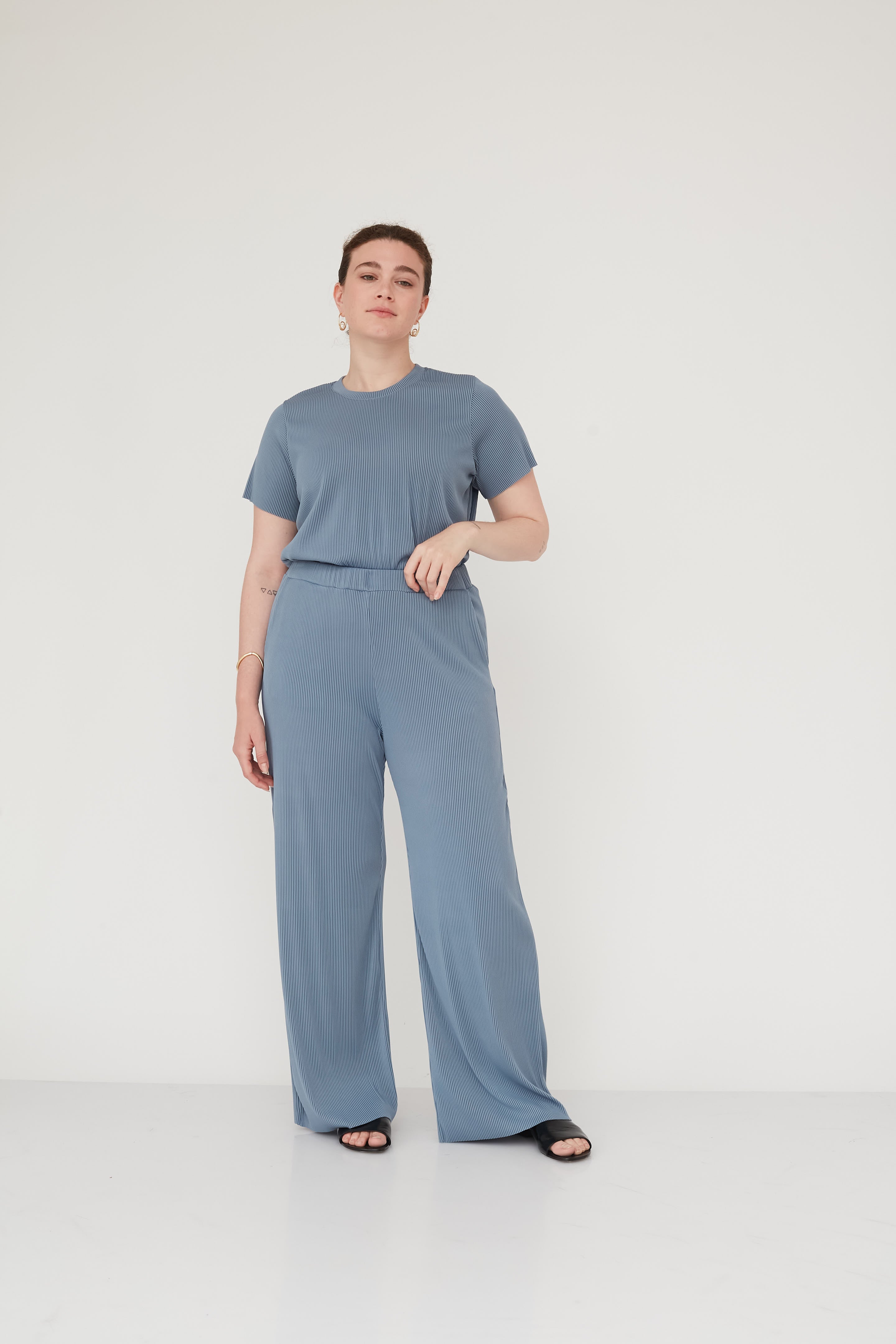 מכנס פליסה DEEP תכלת 