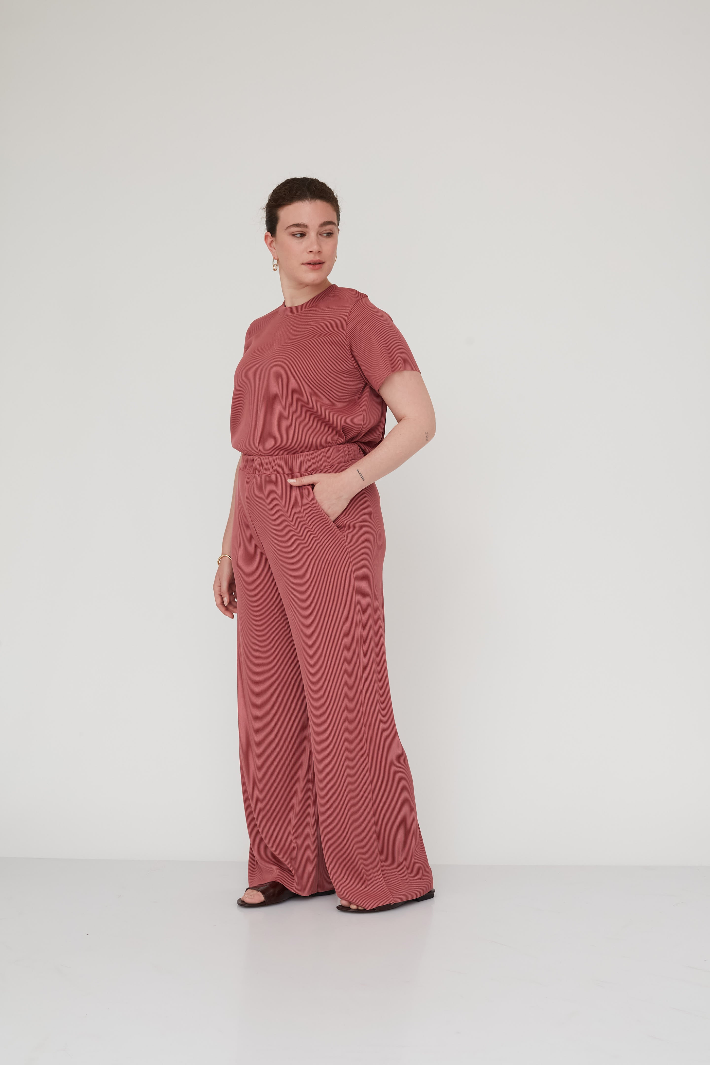 מכנס פליסה DEEP ורוד