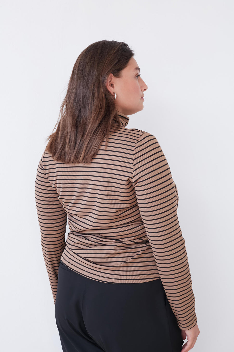 PAST STRIPE TOP CAMEL