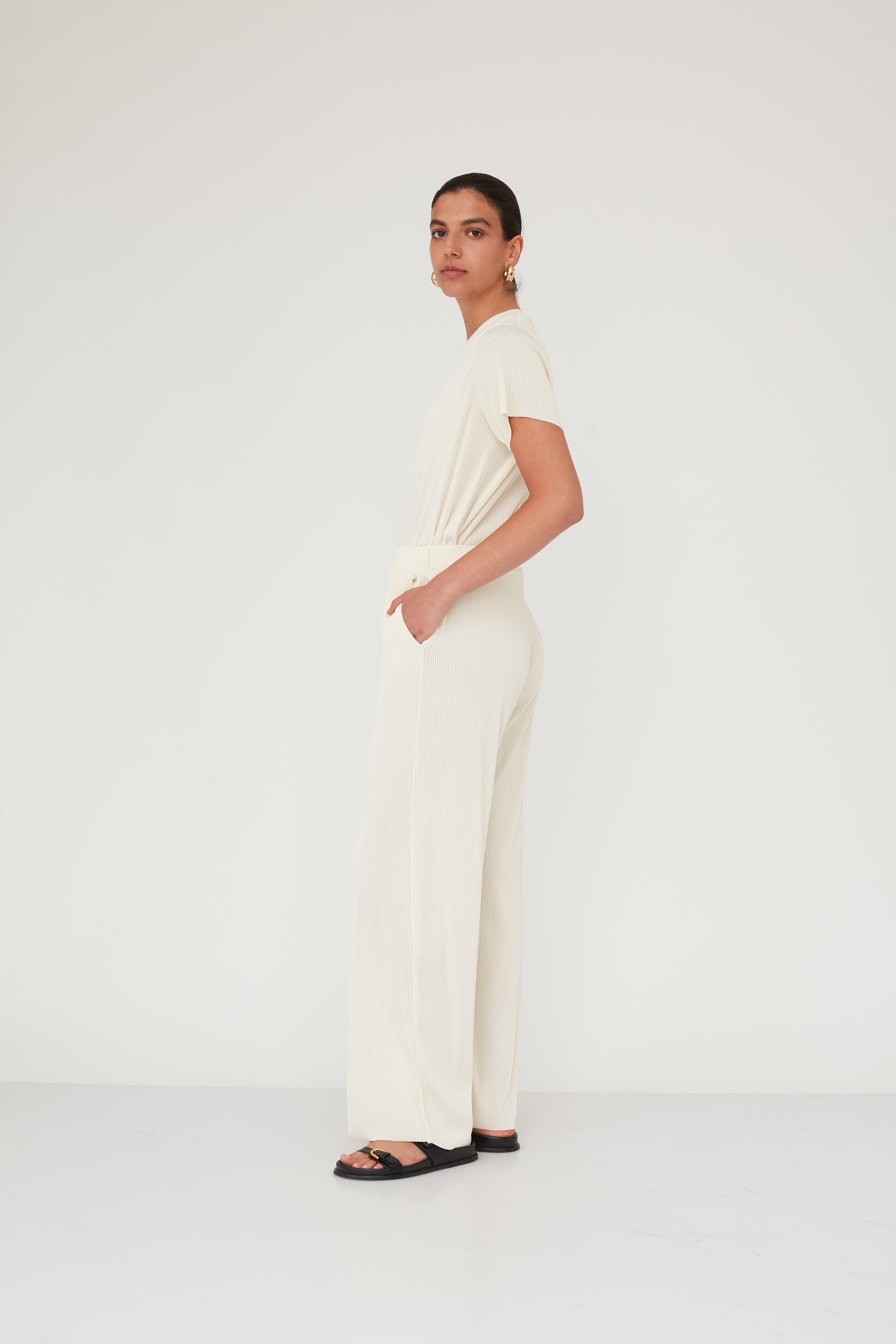 מכנס פליסה DEEP וניל