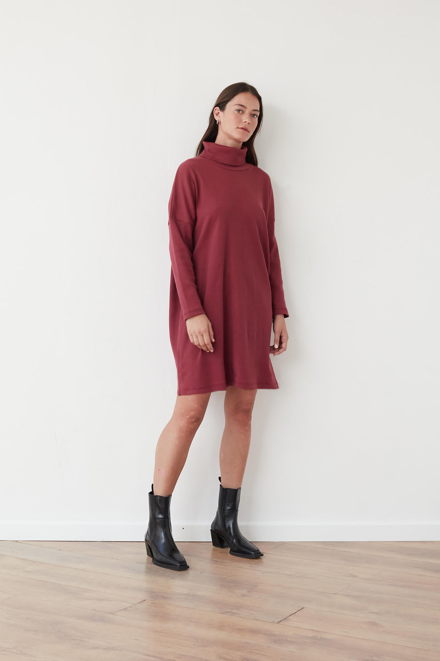 CLOCK SQ DRESS BORDO