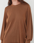 SPEED PLEATED TOP BROWN