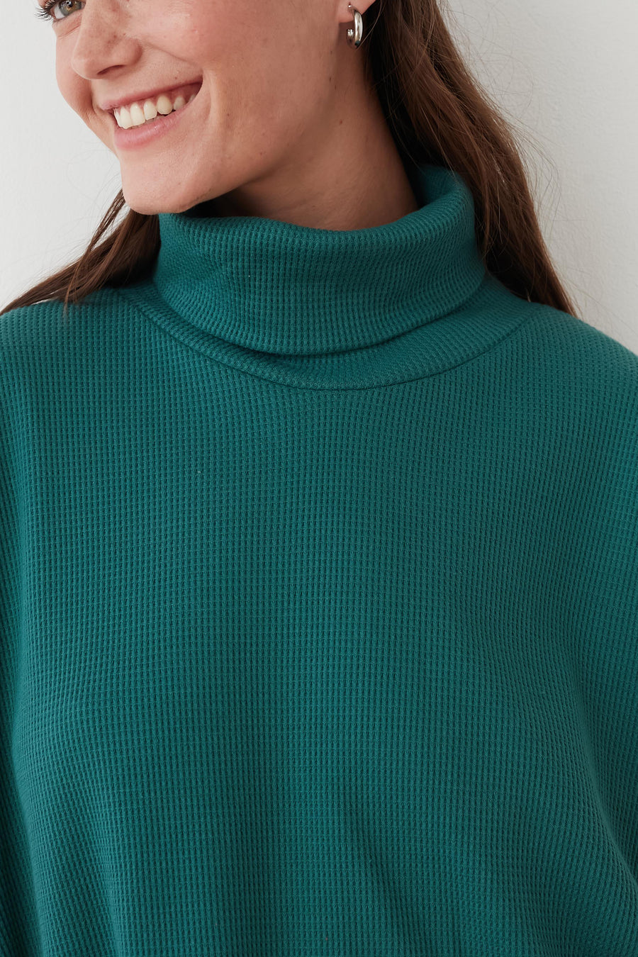 CLOCK SQ TOP GREEN (30% OFF PRE ORDER PICK UP ONLY)