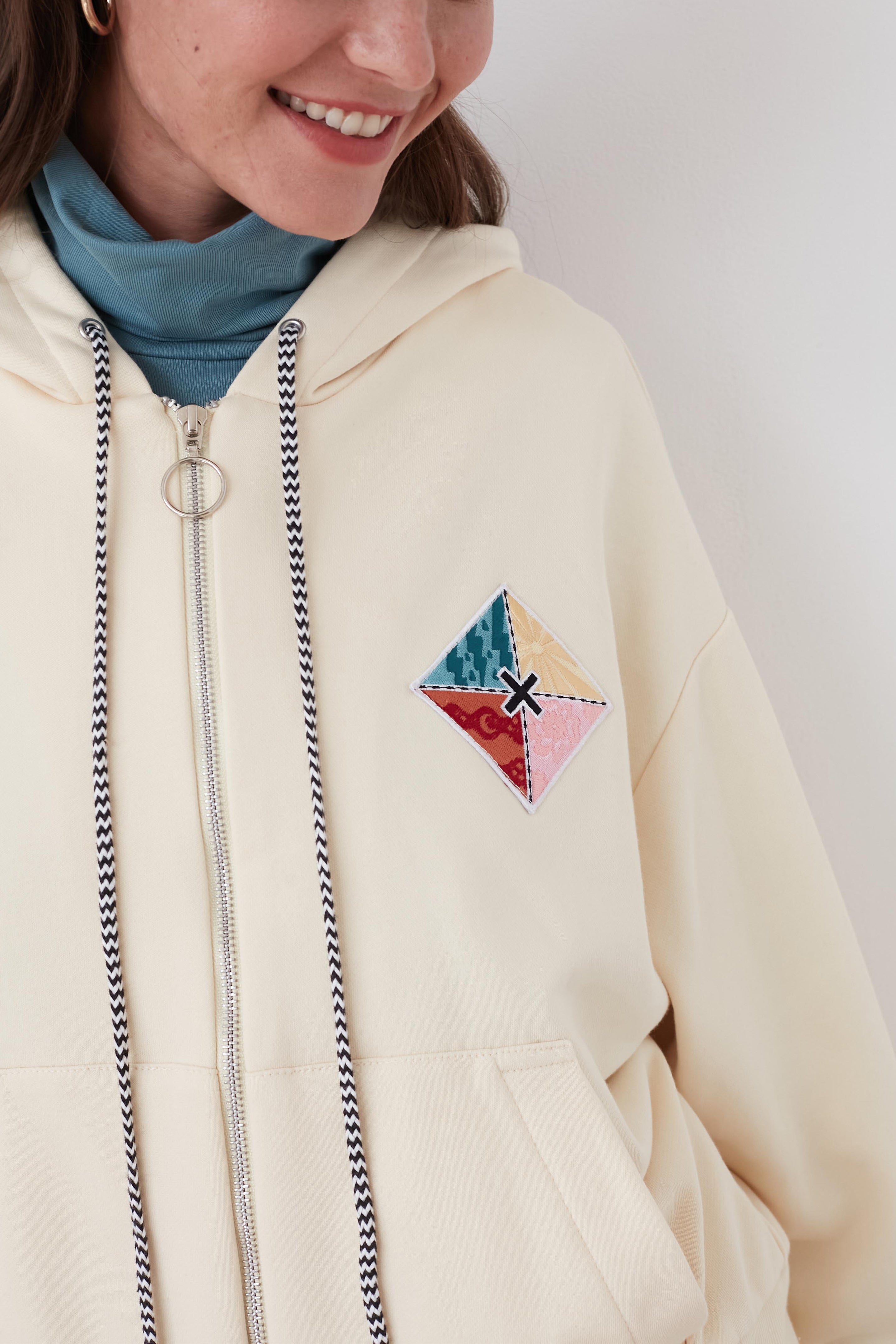 DESTINY PATCHED HOODIE VANILLA