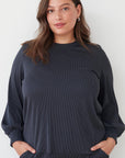 SPEED PLEATED TOP NAVY