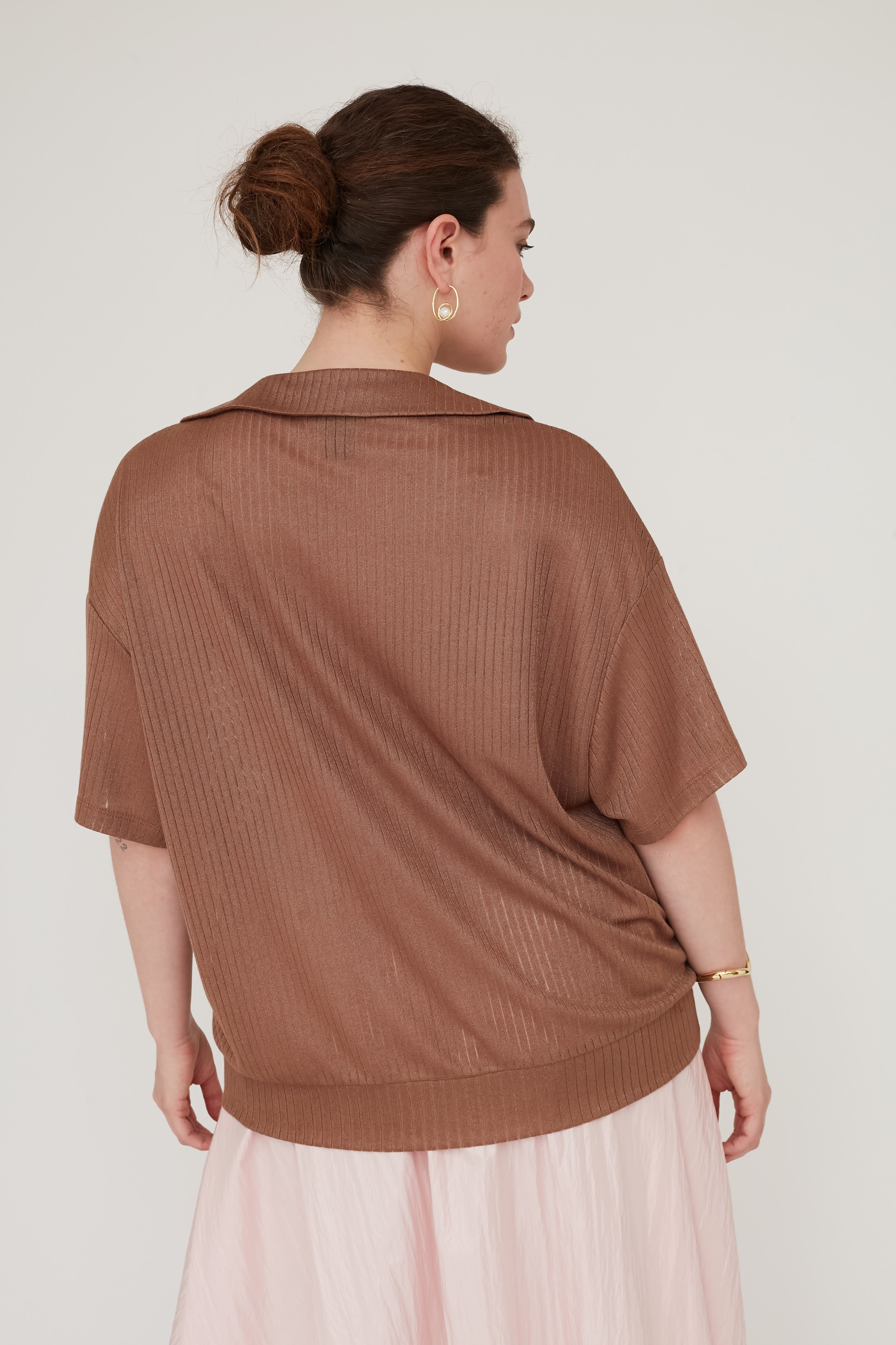 SENSE POLO TOP BROWN