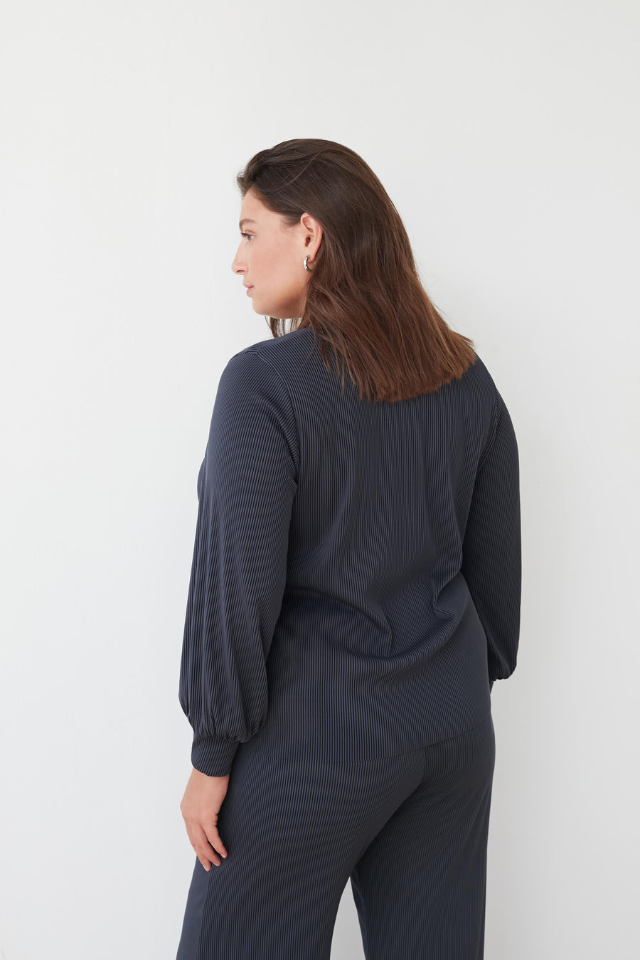 SPEED PLEATED TOP NAVY