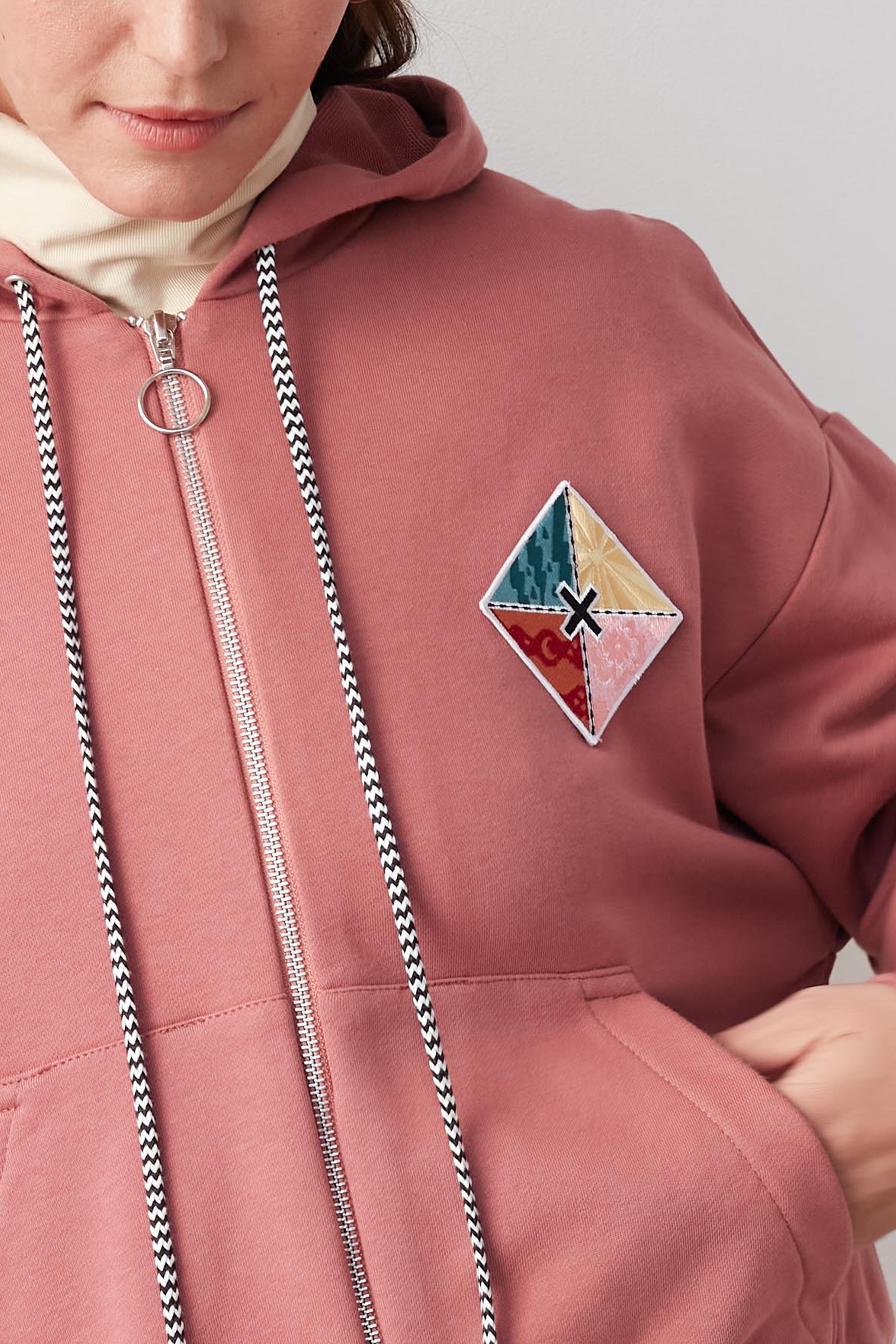 DESTINY PATCHED HOODIE PINK